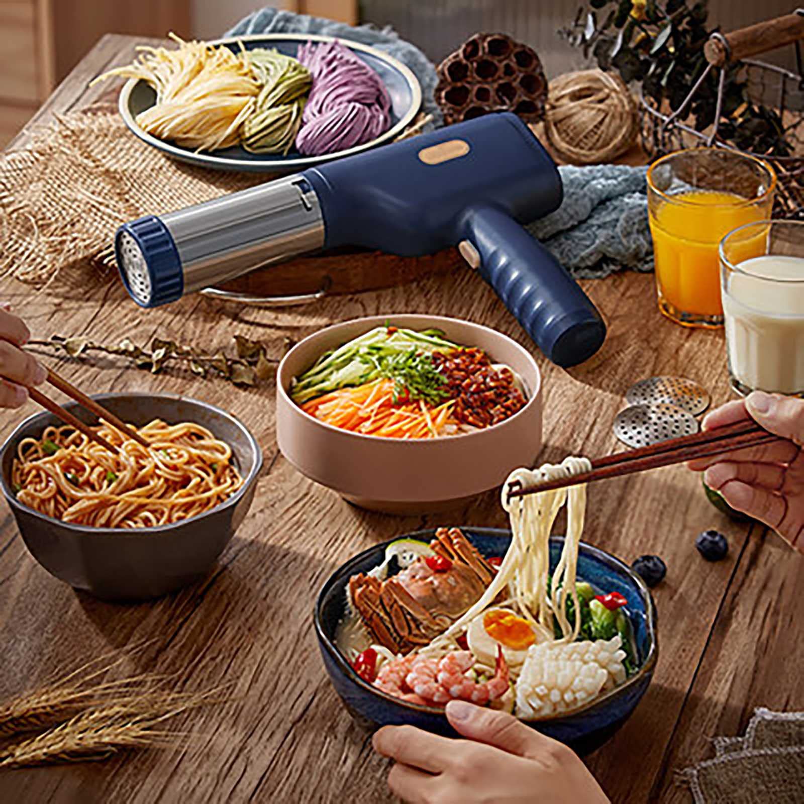 Amazon｜家庭用 1mm極細電動絞り機-ハンドヘルド 製麺機 ポータブル