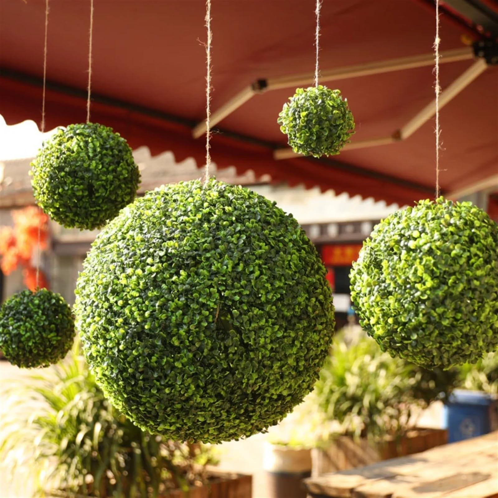 Buis Artificiel Exterieur Boule de topiaire Artificielle, Boule de Gazon Artificiel, Fausses Boules décoratives for Jardin, Balcon, extérieur, Mariage, décoration(Diameter-18CM)