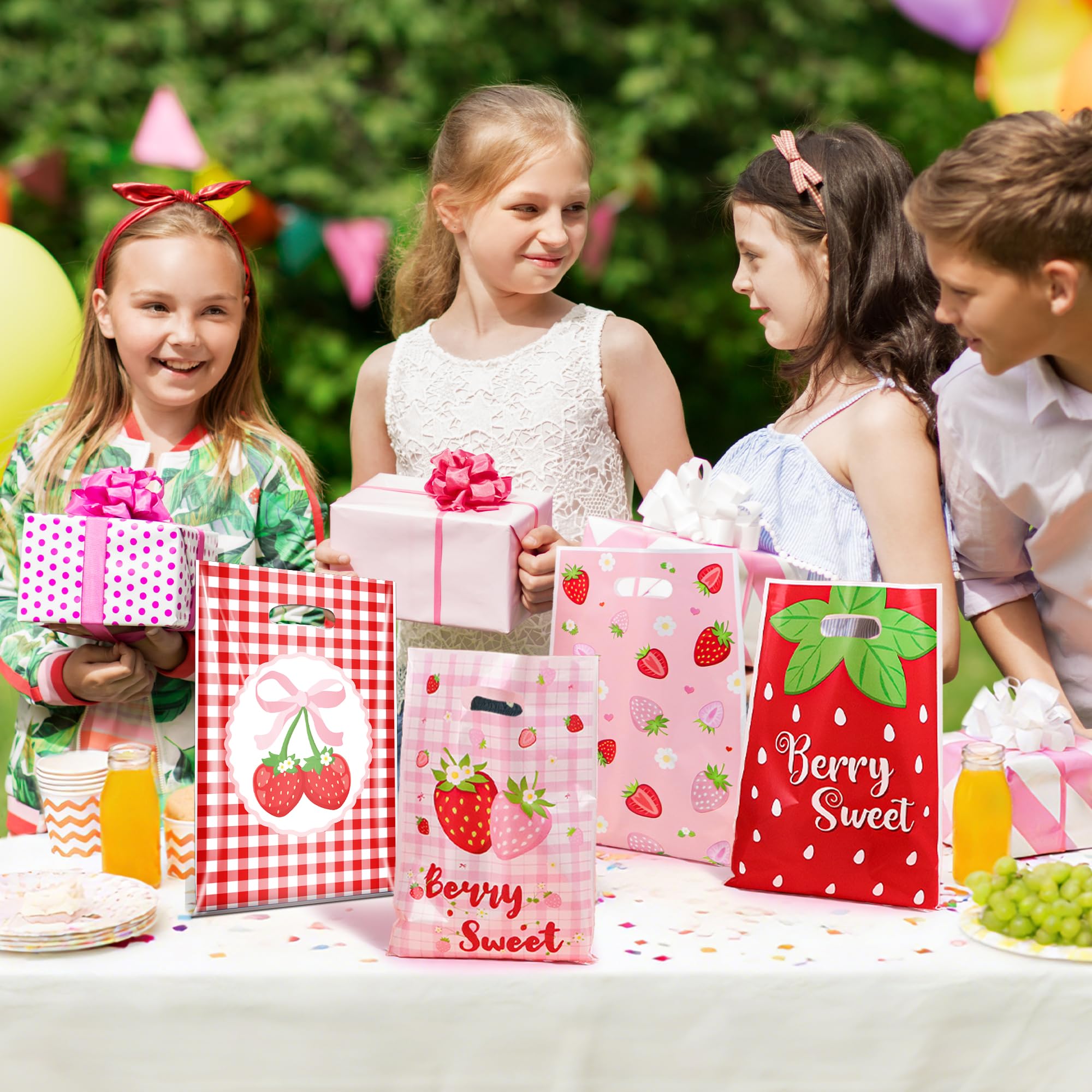 40Pcs Strawberry Goodie Bags,9.8x6.6Inch Red Plastic Strawberry Candy Party Favor Bags with Handles,Pink Bow Berry Sweet Gift Bags for Birthday,Baby Shower,Summer Themed Party Wedding Decor Supplies(40)