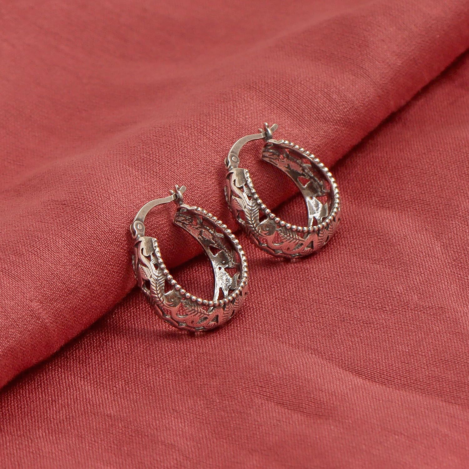 Charmsy 925 Sterling Silver Hoop Earrings | Women's Filigree Hoop Earrings | Openwork Mesh Filigree Cut Earrings | Lightweight Hypoallergenic Vintage Hoop Earrings for Women - Image 4