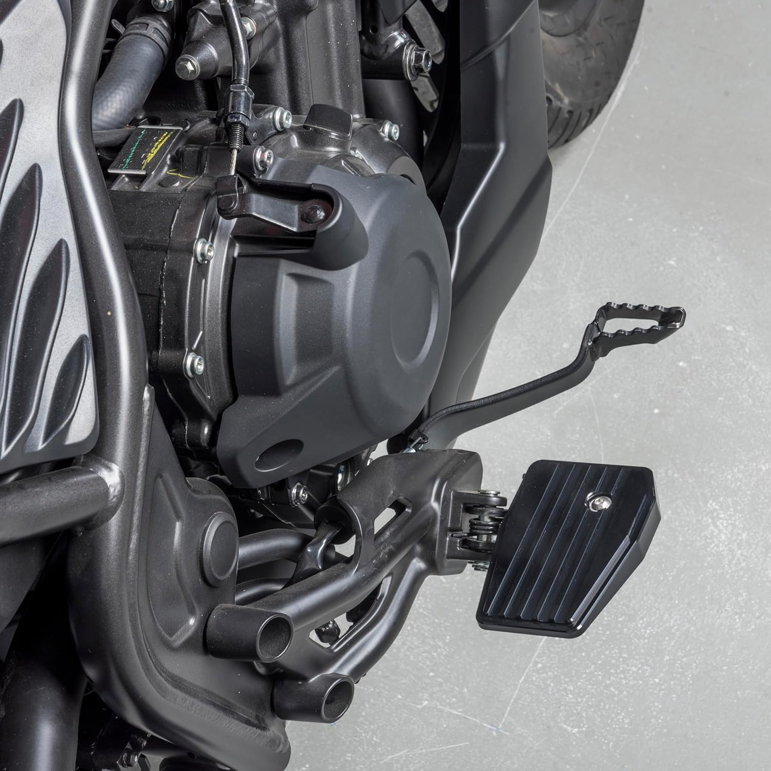 Motorcycle Wide Fat Foot Pegs Pedals Pad Rest for Honda REBEL CMX500 CMX300 CMX 500 300 2017-2025 Aluminum Footrests Foot Step Board Extension (Black)