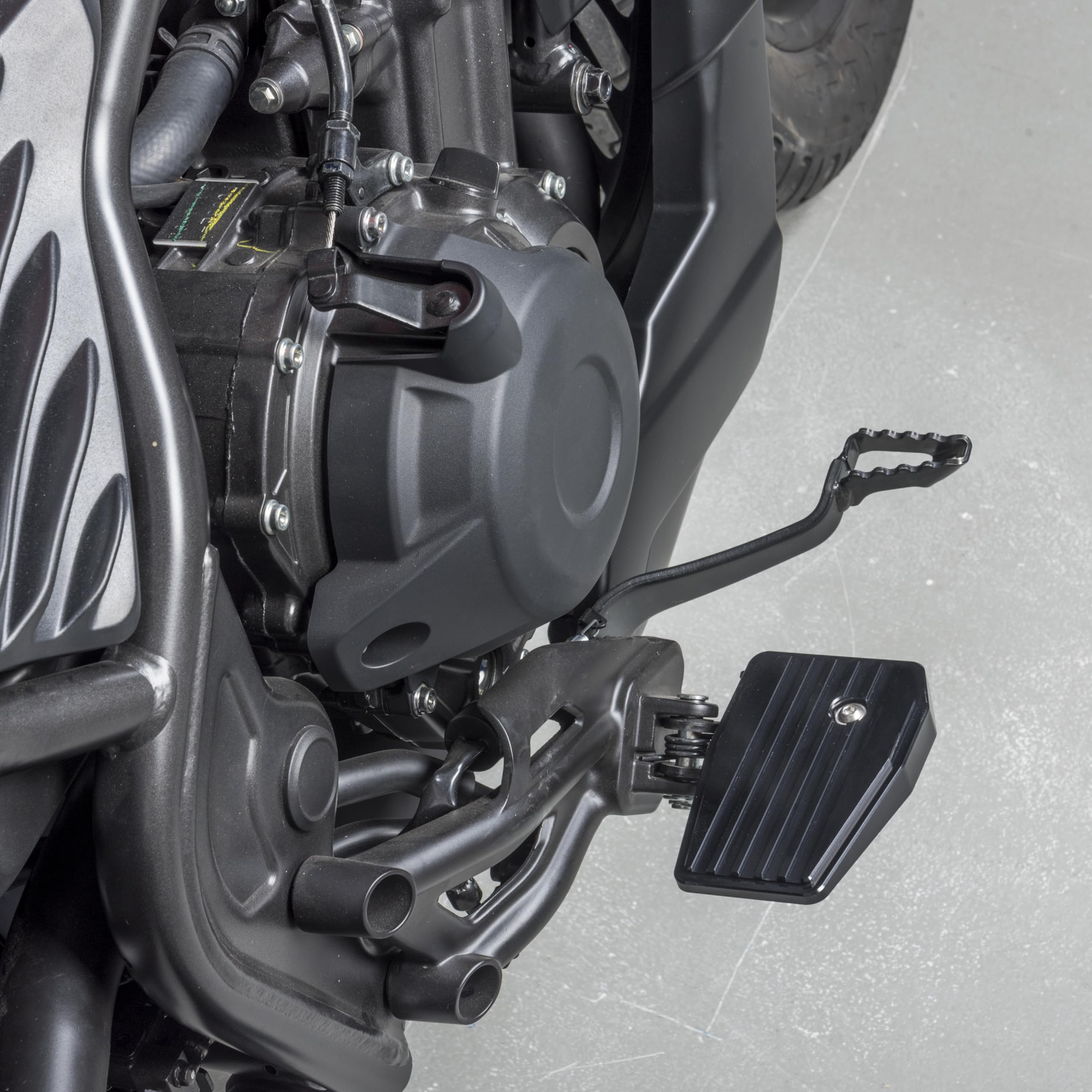 WOOGA Motorfiets modificatie accessoires pedaal aluminiumlegering voetsteunen bredere bestuurder voetsteun voor Ho&n&da Rebel 250 Rebel CMX 500 Rebel 300 CMX500 17-25 (zwart