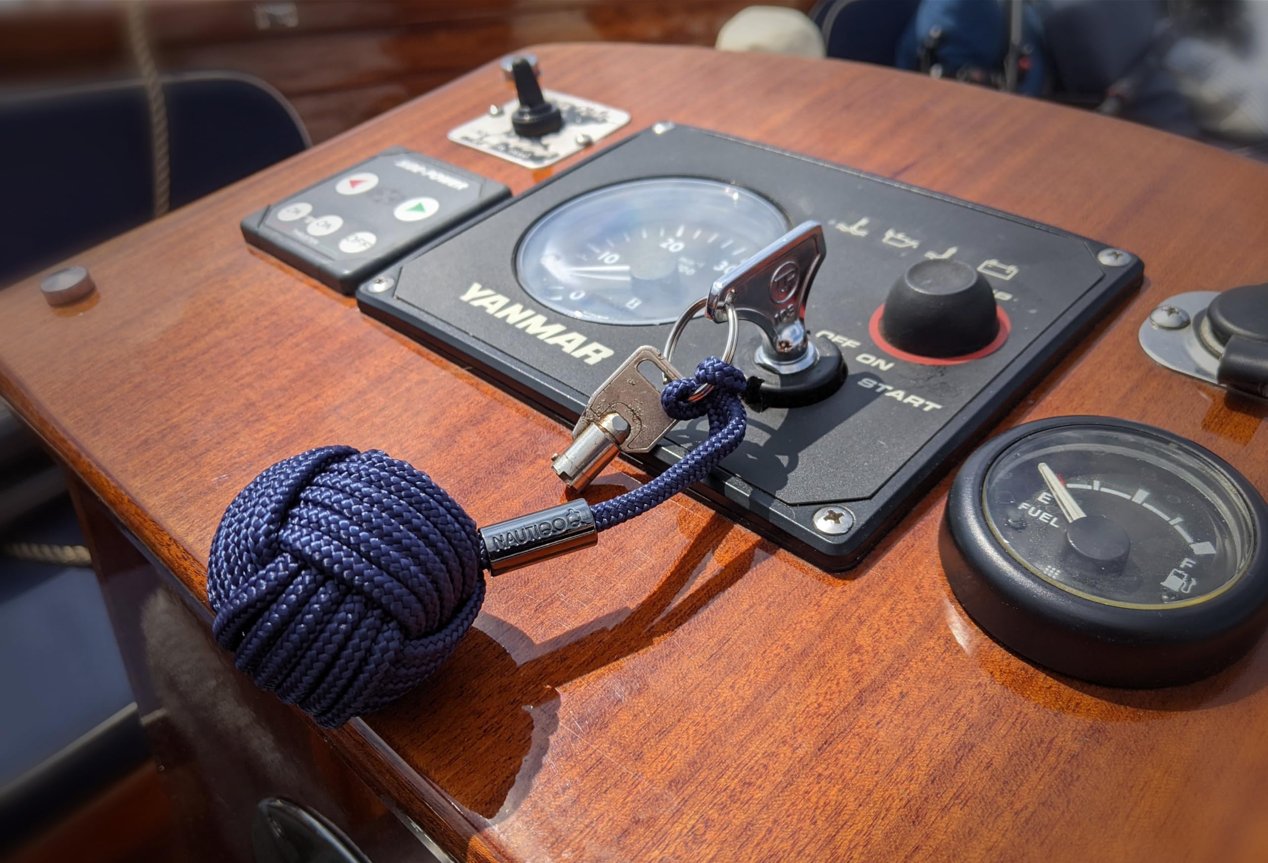 Portachiavi galleggiante nero – Portachiavi nautico – Elegante portachiavi marino