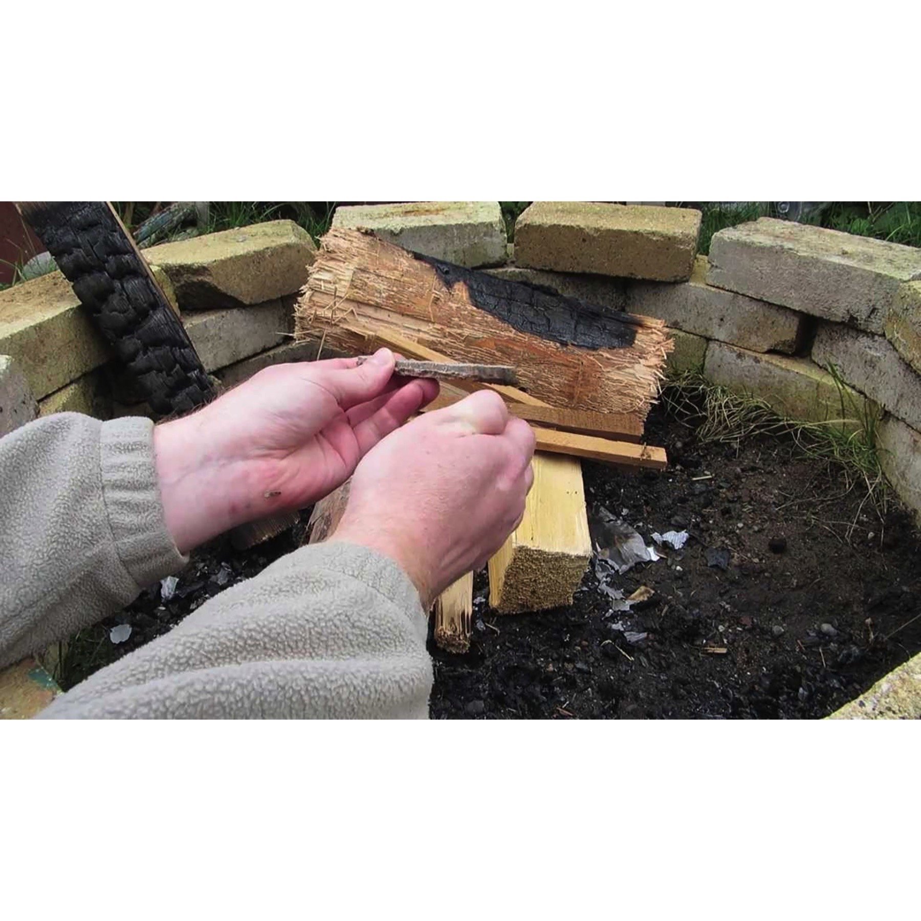 UST Unisex's Stix krzesiwo (12 sztuk) – brązowy, 16 x 9 x 3 cm