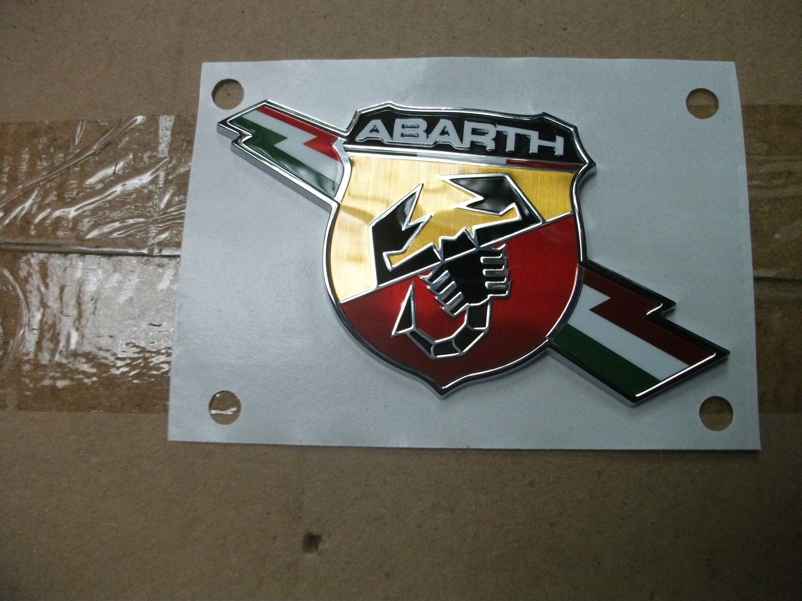 Genuine Driver Side Badge - & 500 : Amazon.de: Automotive