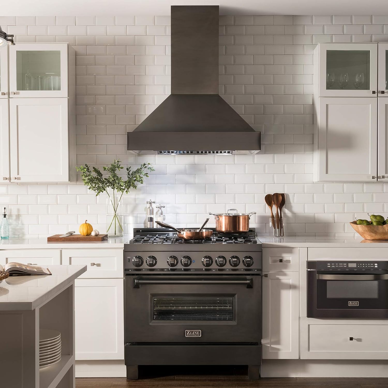 ZLINE 48" Ducted Vent Black Stainless Steel Wall Mount Range Hood (BS655N-48)