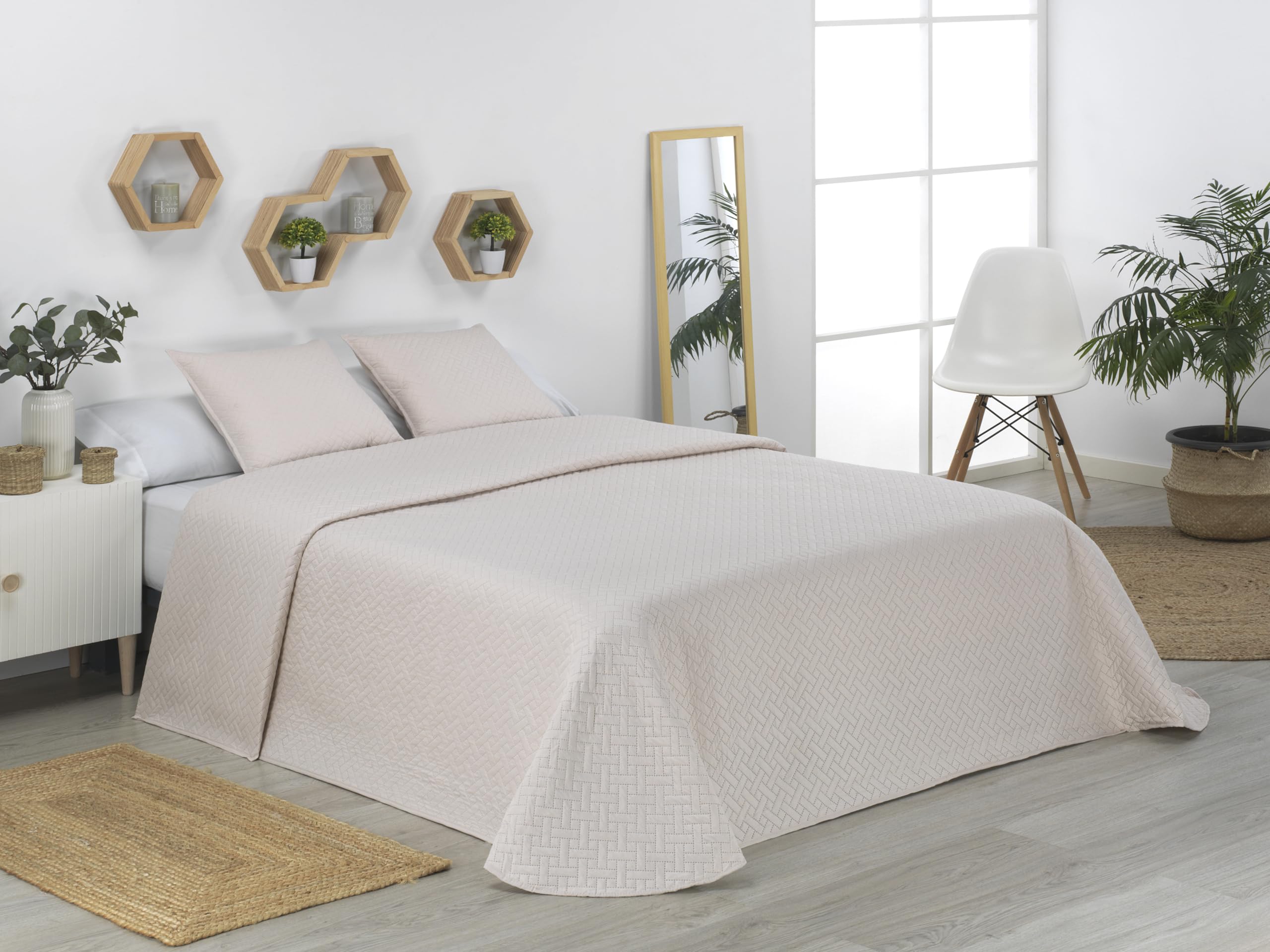 Donegal Collections - Colcha Bouti Lisa Acolchada y Reversible + 2 Fundas Cojines Cama 150/160 cm, Color Crudo. Colcha Cubrecama de Microfibra Extrasuave, Primavera Verano, Fresca, Acolchado Fino