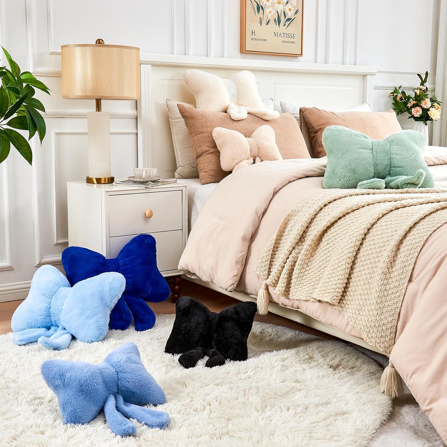 XVTRU Sage Green Bow Pillow, Soft Bow Decorative Pillows with Faux Rabbit Fur, Cute 16" Bow Throw Pillows, Aesthetic Home Decor Bow Shaped Plush Pillow for Bedroom Sofa Couch