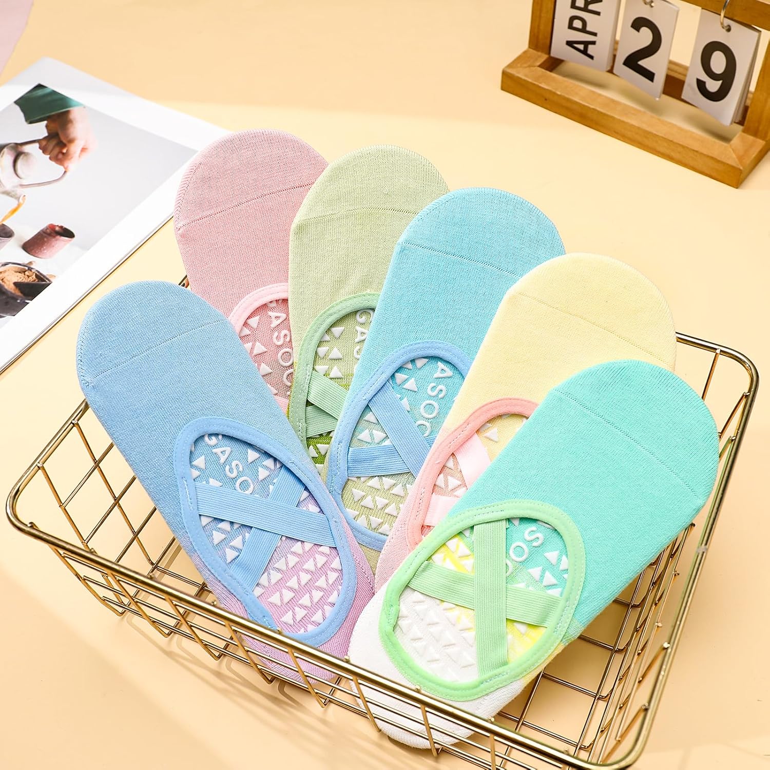 Jspupifip 6 Pairs Pilates Socks for Women Non-Slip Grip & Straps, Gradient Color Cotton Yoga Socks for Pilates, Barre, Dance - Image 3