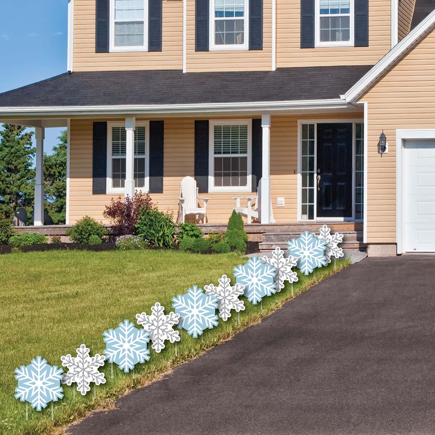 Big Dot of Happiness Winter Wonderland - Snowflake Lawn Decorations - Outdoor Snowflake Holiday Party and Winter Wedding Yard Decorations - 10 Piece