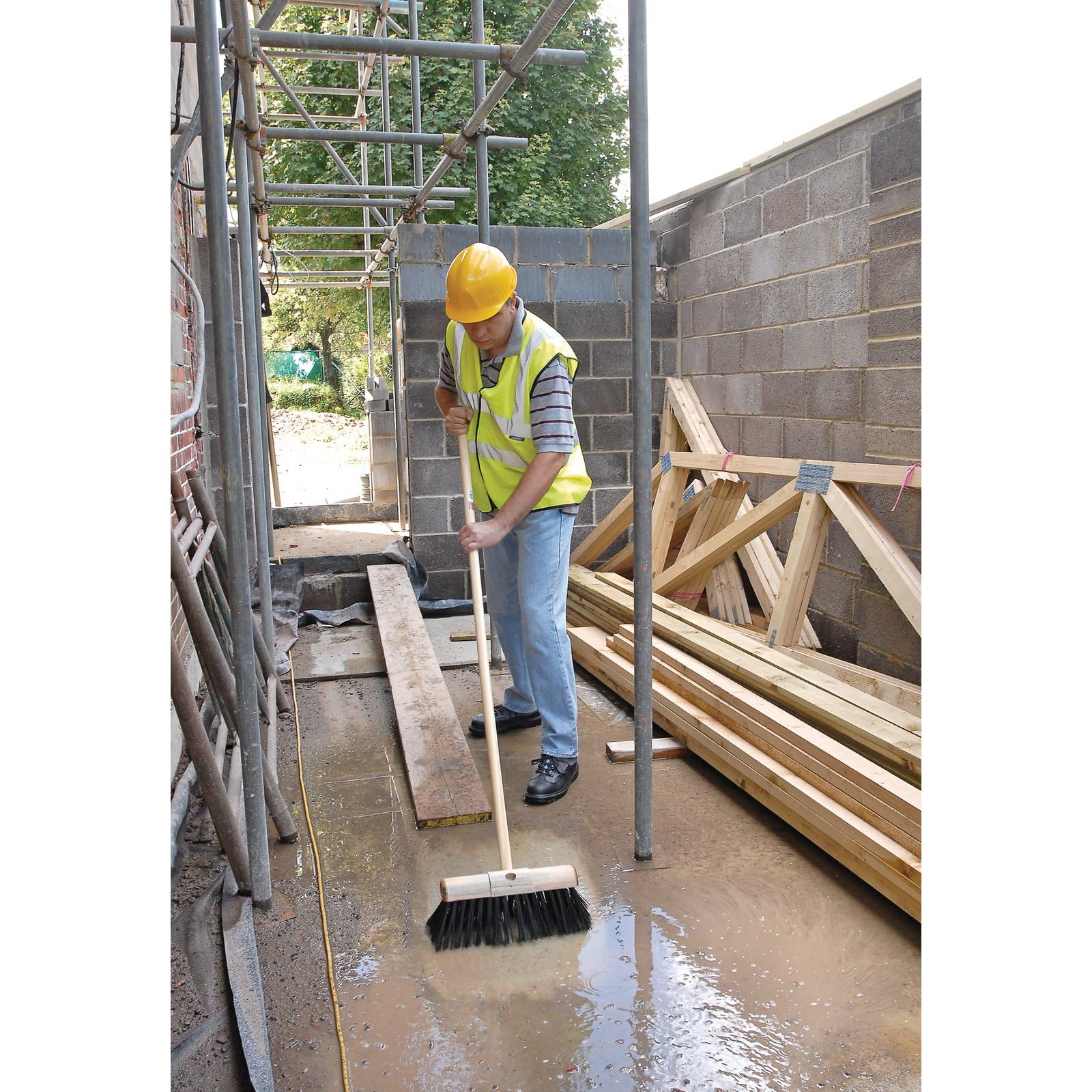 Draper 330mm Saddleback Broom Head | Heavy Duty Hard Floor Cleaning Hand Tool | Sweeping Brush | Outdoor Yard and Indoor | 43778