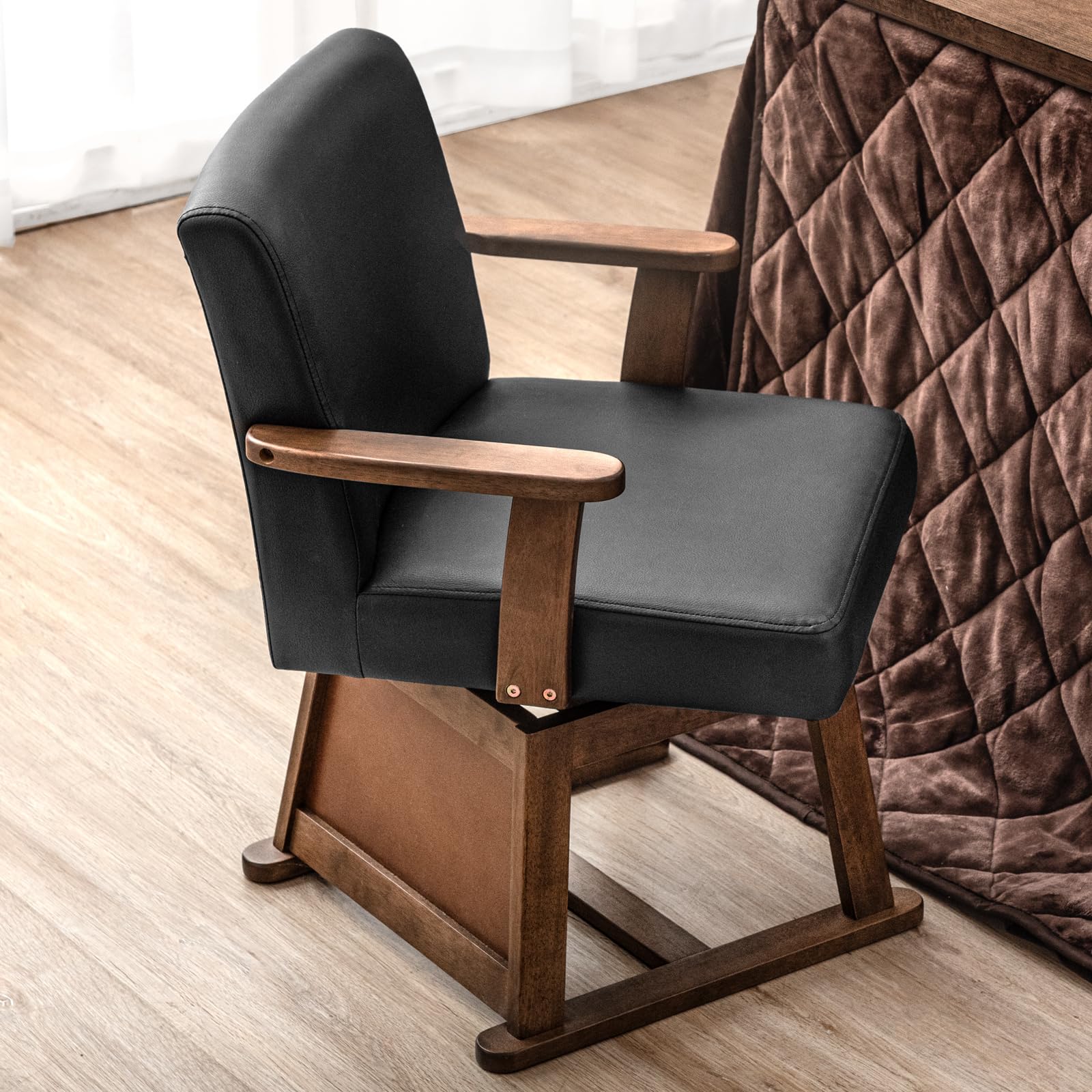 Amazon｜タンスのゲン ダイニングチェア 回転 肘付き 木製 回転座面