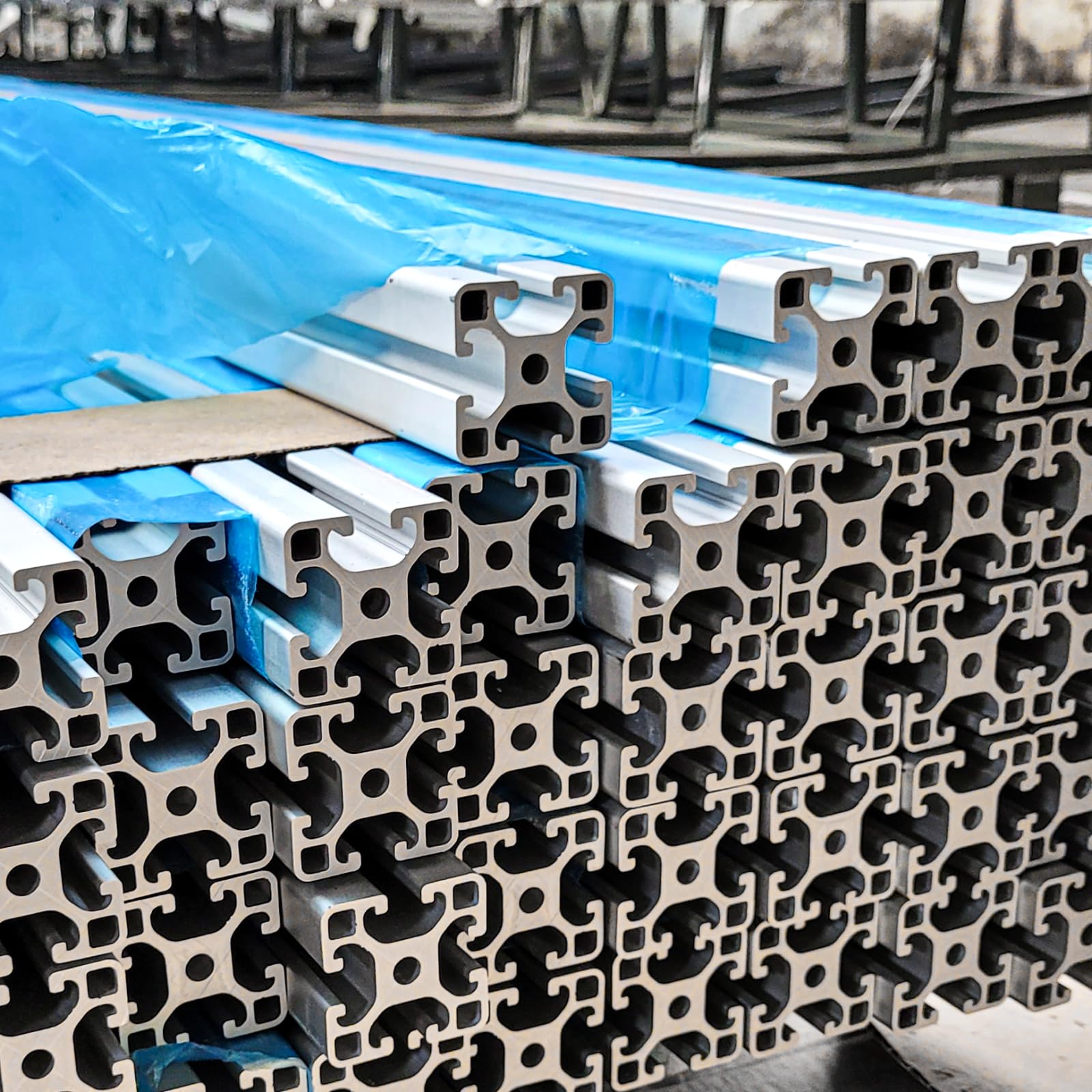 GAL - INDUSTRIAL Profil Konstrukcyjny Aluminium 40x40 mm | Rowek 8 mm | Długość 170 cm | Anodowany, Odporny na Korozję | Profil Aluminiowy do prodjektów DIY i Przemysłu | Cięcie na Wymiar