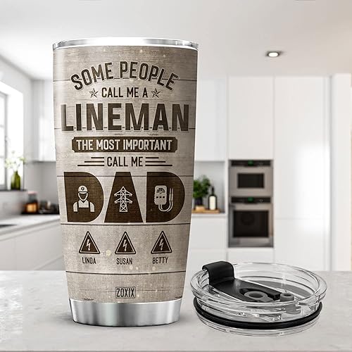 Miniatura 5 de ZOXIX Vaso de café con texto en inglés Some People Call Me A Lineman para papá, taza personalizada con imagen y línea de texto, regalo para el