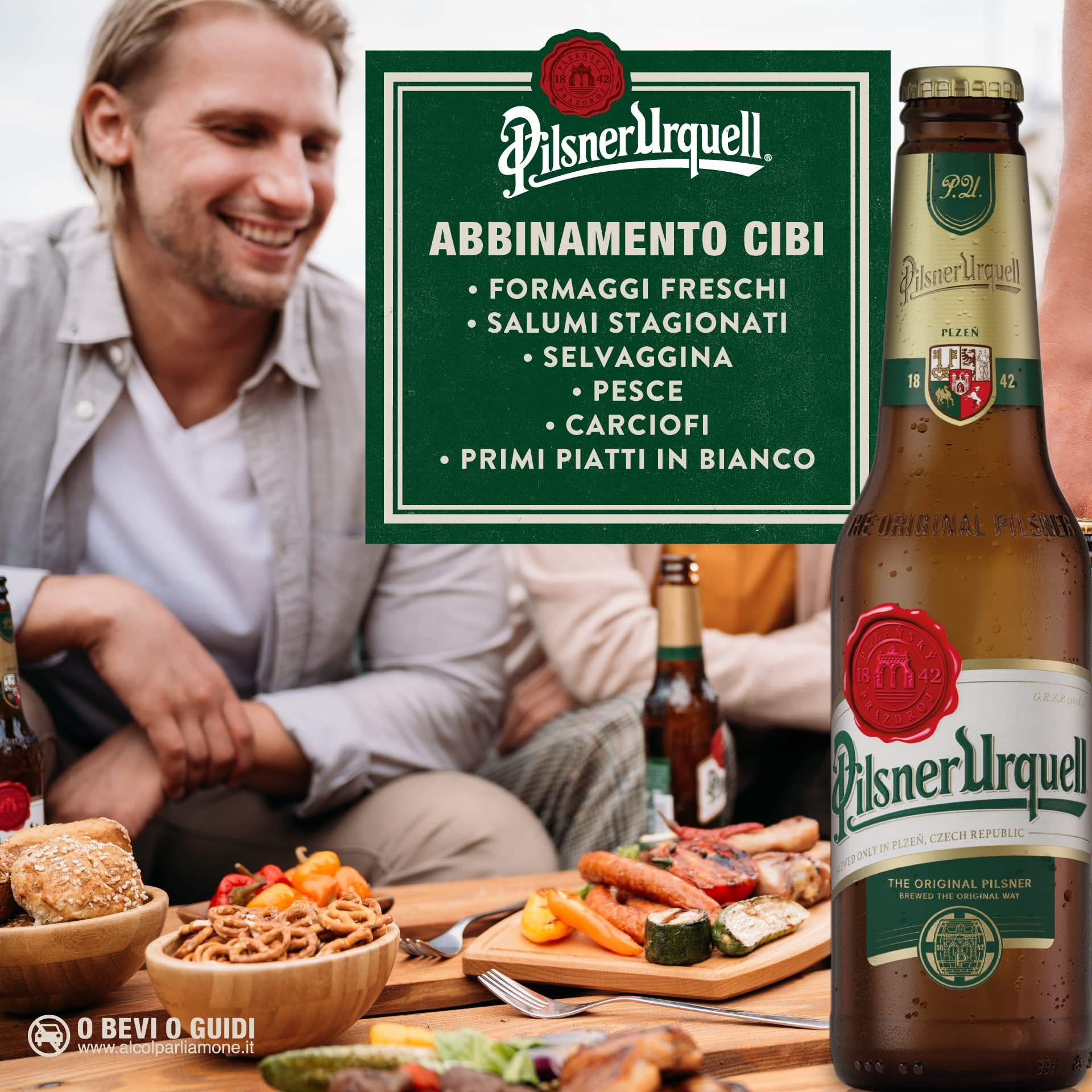 Pilsner Urquell Birra Pils, Cassa Birra Con 24 Birre In Bottiglia Da 33 Cl, 7.92 L, Gusto Pieno Intensamente Luppolato, Gradazione Alcolica 4.4% Vol