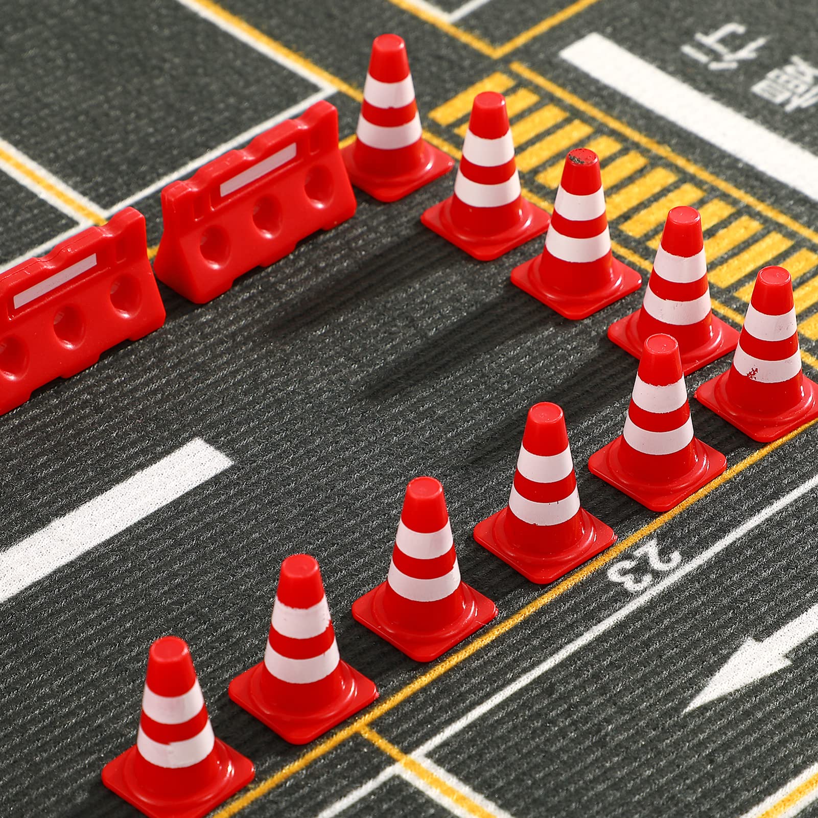 TOYANDONA Coda 24Pcs Miniature Traffic Cones Traffic Barricade Signs Toy - Image 3