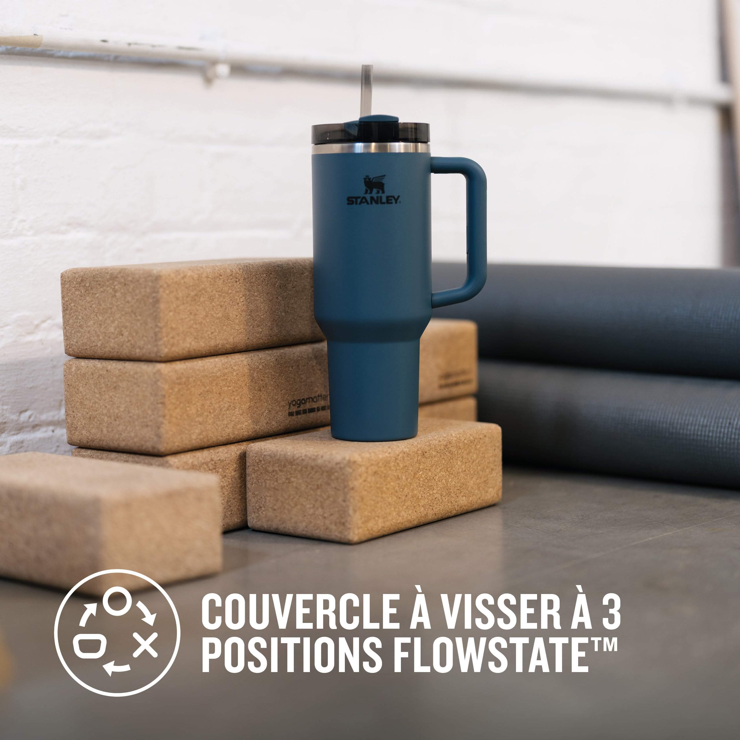 STANLEY Quencher H2.0 FlowState Mug Isotherme avec Paille 1.2L - Froid Pendant 11 Heures - Glacé Pendant 48 Heures - Thermos Lavable au Lave-Vaisselle - Gourde Inox Sans BPA - Blue Spruce