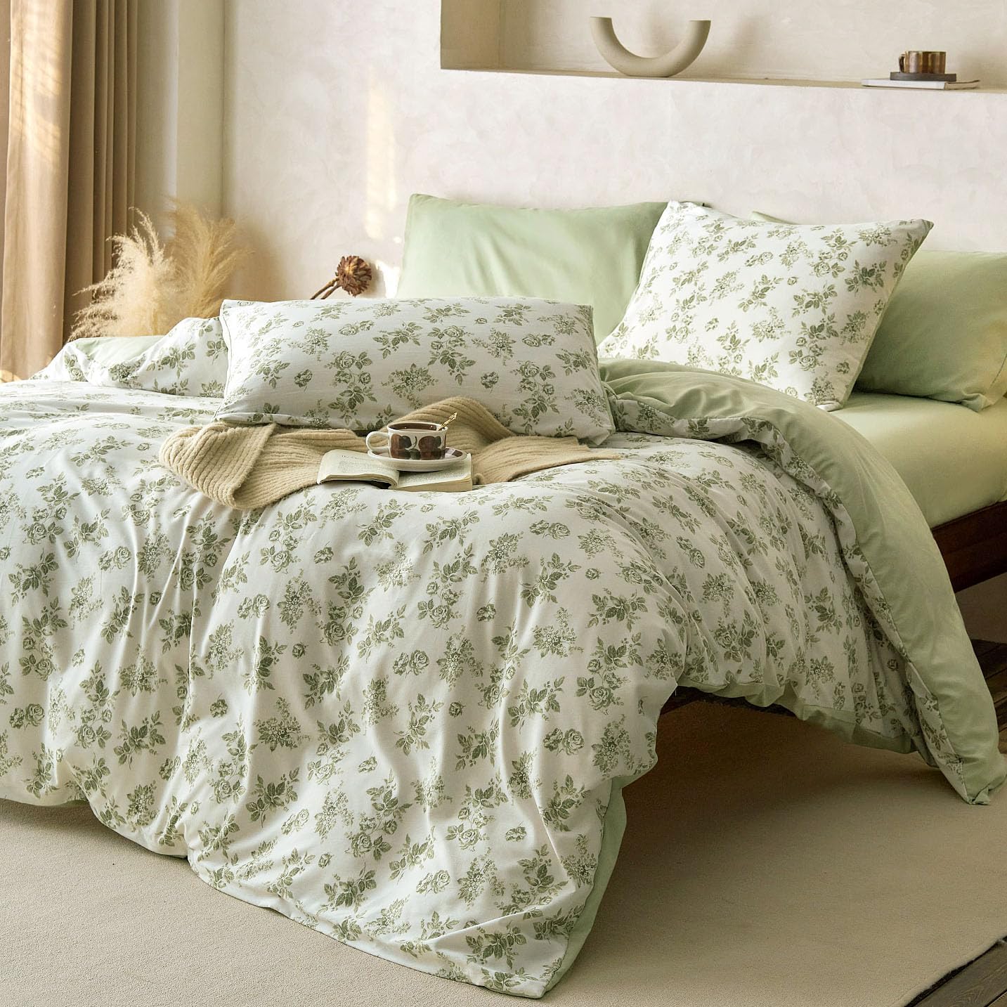 Wake In Cloud - Cottagecore Duvet Cover Set, Floral Vintage Flower Shabby Chic Coquette Aesthetic for Women Teen Girls, Soft Lightweight Bedding, 3-Piece, Sage Green, Queen Size - Image 5
