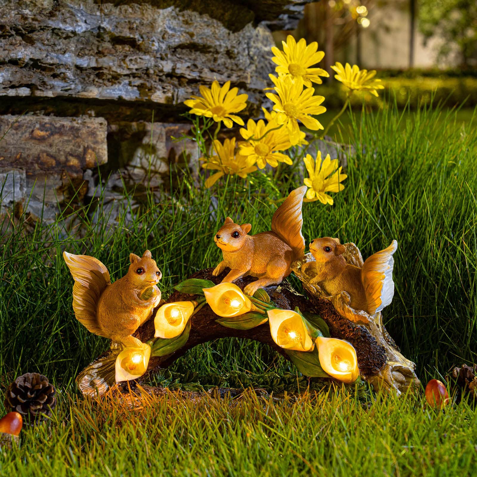 Statues Lumineuses, Ornement d'extérieur, écureuil Solaire étanche avec lumières LED pour Cadeaux de Jardin, pelouse, décoration de Cour