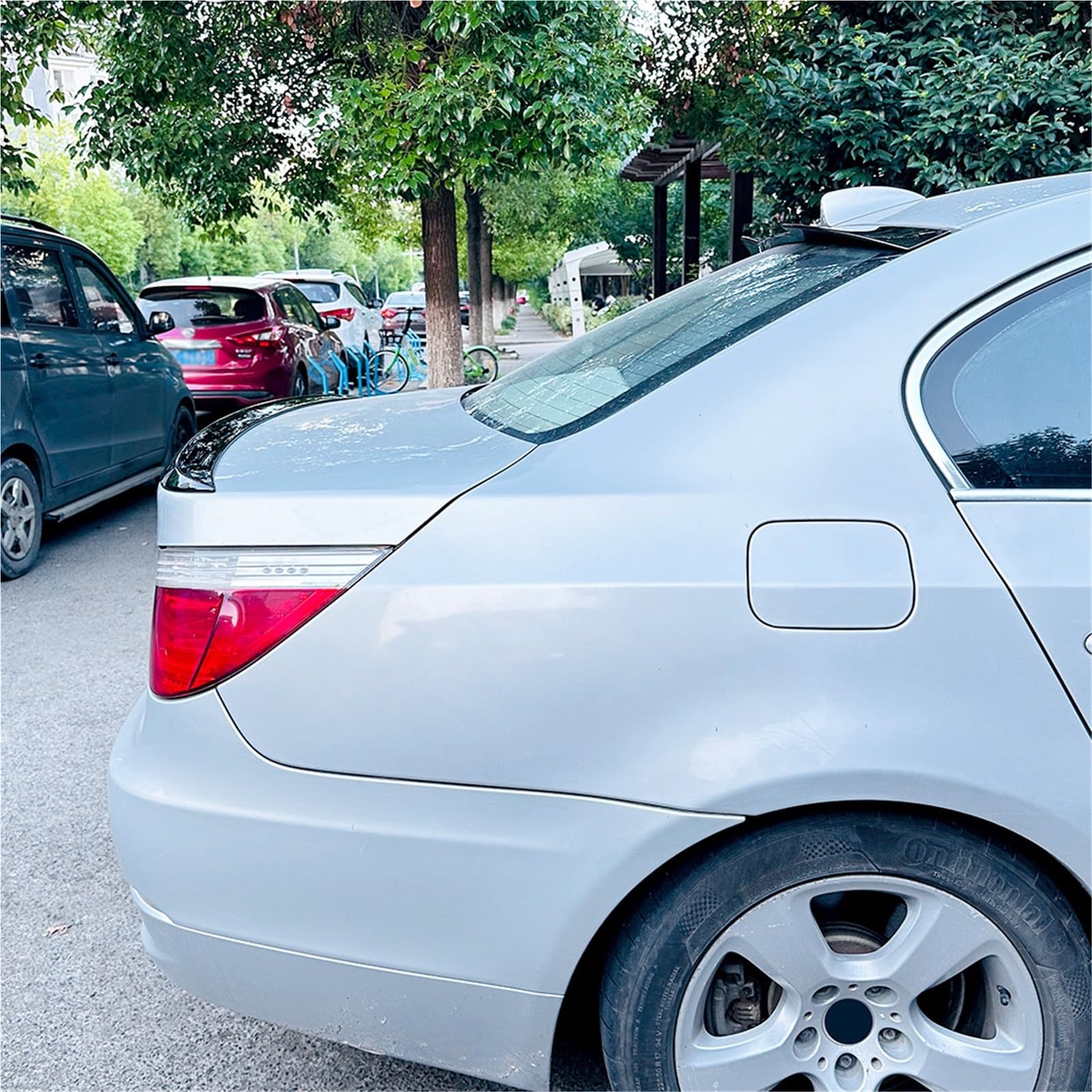 Tylny bagażnik samochodowy Spoiler górne skrzydło naprawiono wiatr skrzydło dyfuzor kompatybilny z BMW serii 5 E60 2004-2010 zewnętrzna dekoracja ABS osłona samochodu(Carbon Look)
