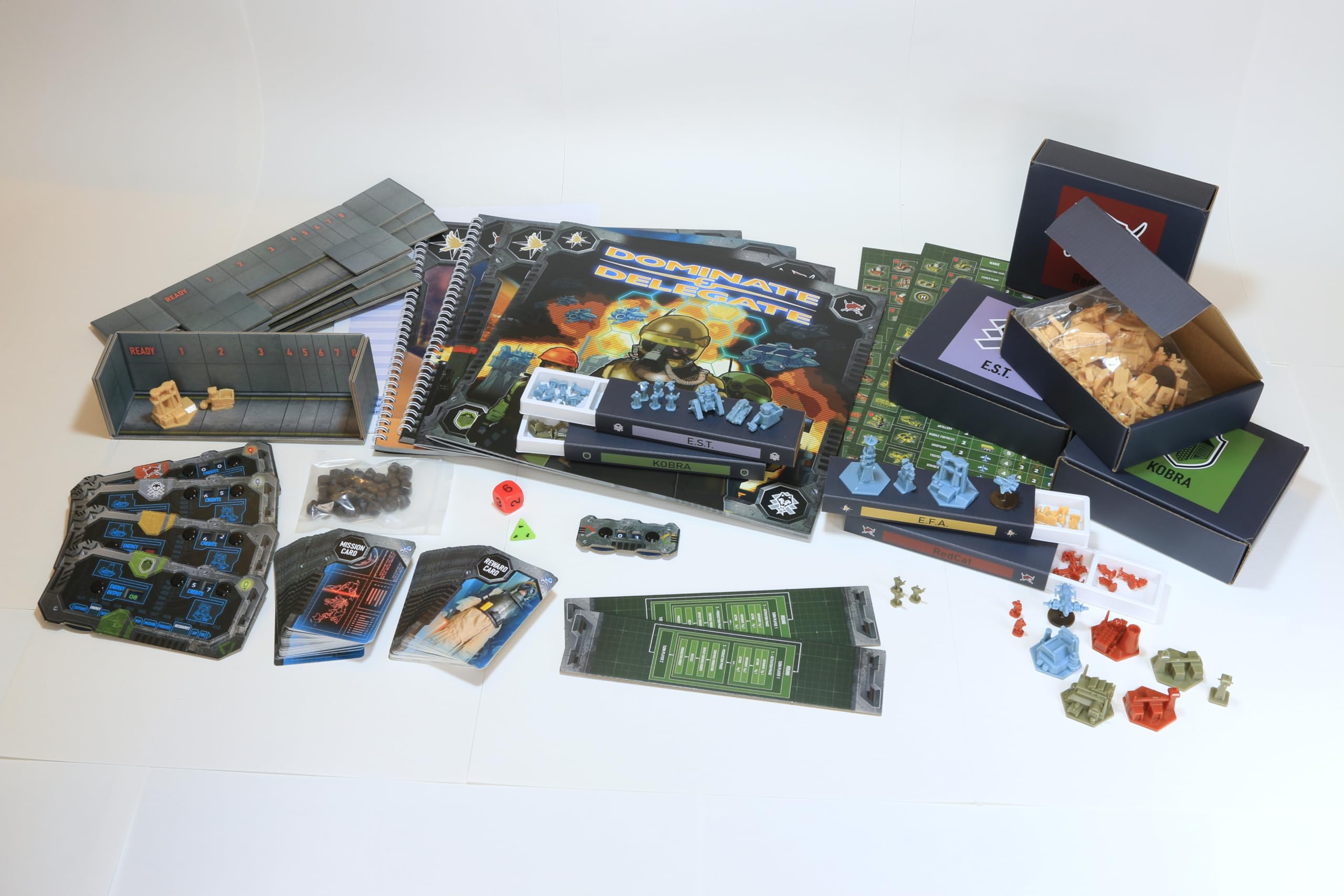 Dominate & Delegate - gra planszowa inspirowana Command&Conquer (wydanie angielskie)