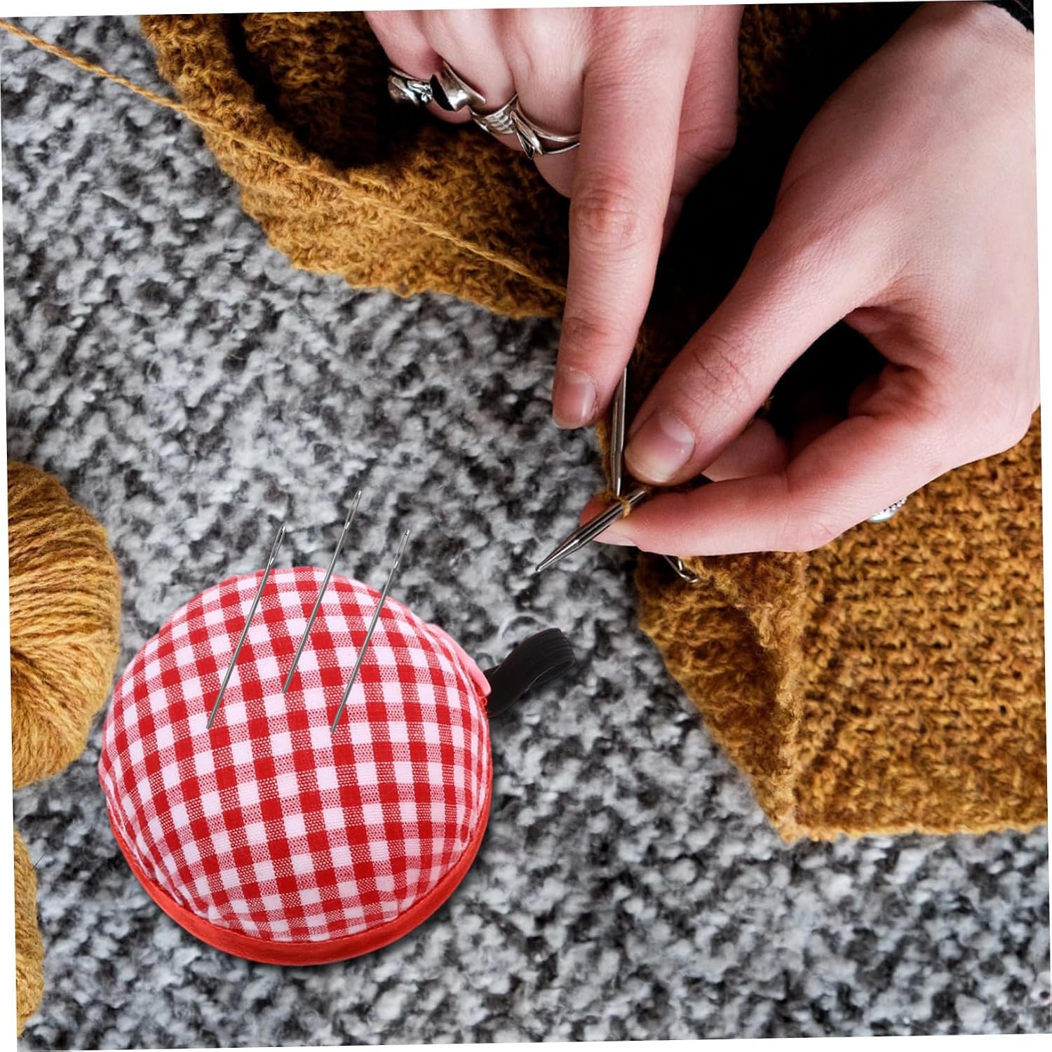 VILLFUL 3pcs Wrist Pin Cushions for Sewing Storage Sewing Sulies Pincushions Needle Cushion Wrist Strap Home Needle Cushi