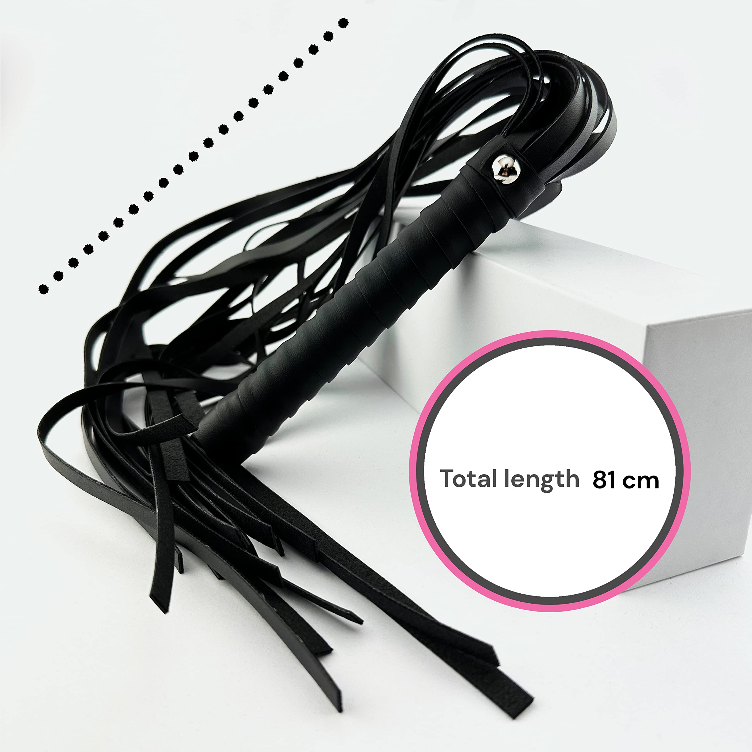Fouet BDSM 81cm en Cuir Artificiel Noir – Martinet Érotique avec Poignée Confortable 16cm – Cravache Sexy SM pour Couple – Accessoire Jouet Sexuel pour Domination et Jeux Érotiques Adulte FOPS B21