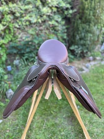 Premium Full Grain Brown Leather Jumping English Saddle 16 and 17 Inch Comfortable Seat (17)
