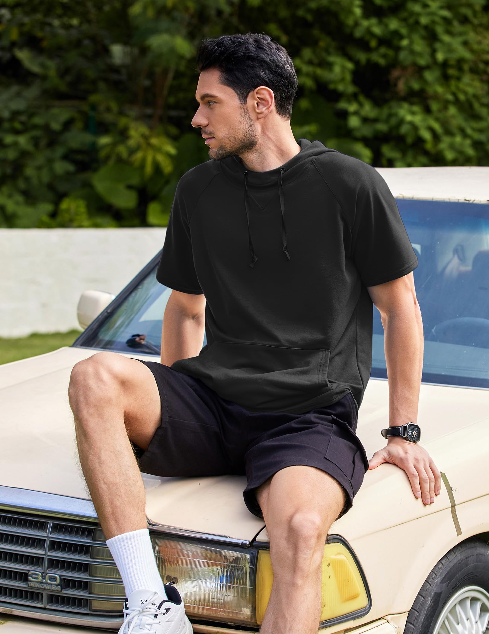 COOFANDY Sudadera con Capucha de Manga Corta para Hombre Camiseta Deportiva con Bolsillo Canguro Estilo Urbano y Fitness para Gym Running y Verano Casual