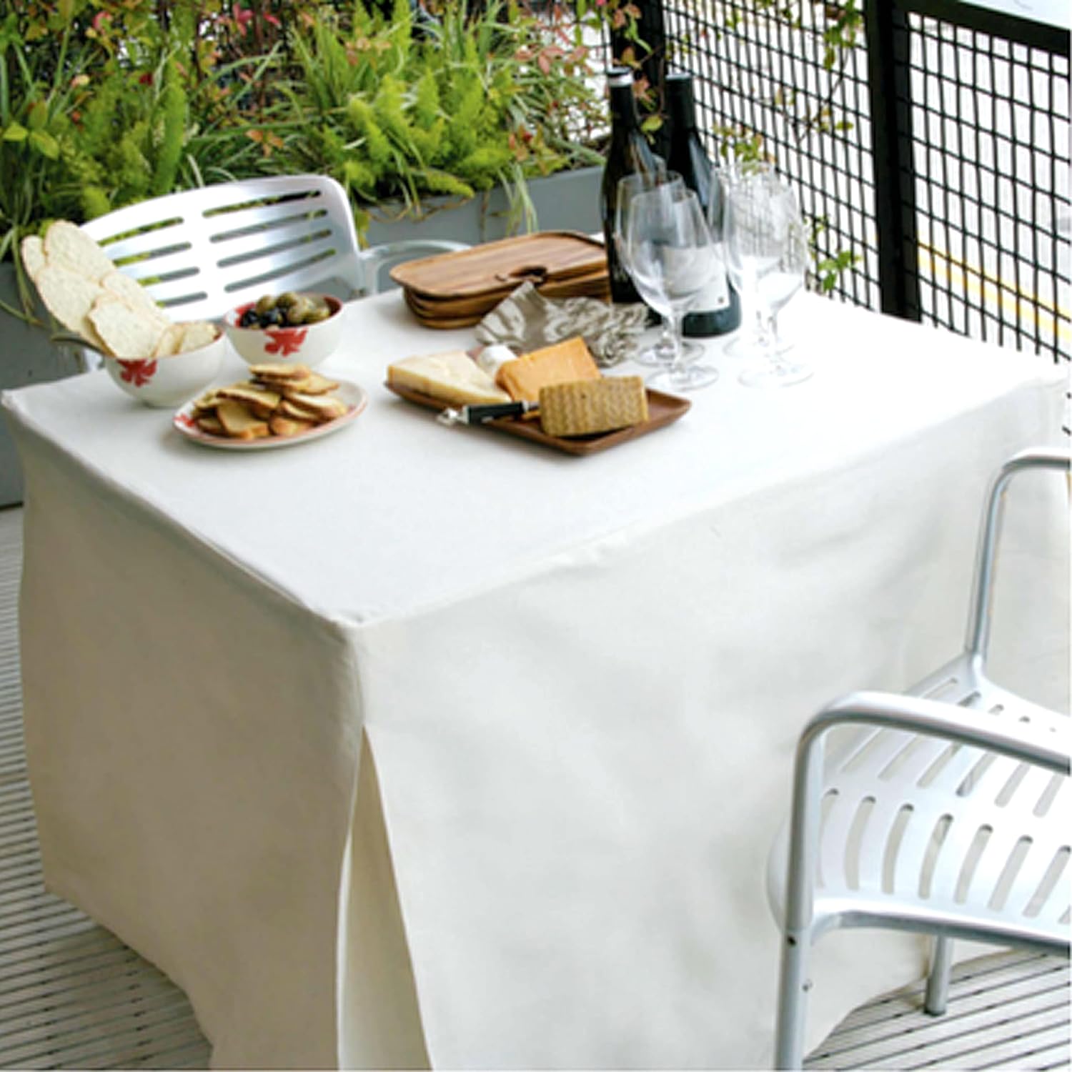 Tablevogue 1C22259 Machine Washable Microfiber Solid Fitted Rectangular 72-inch x 30-inch Tablecloth for Events 6-feet, White : Everything Else