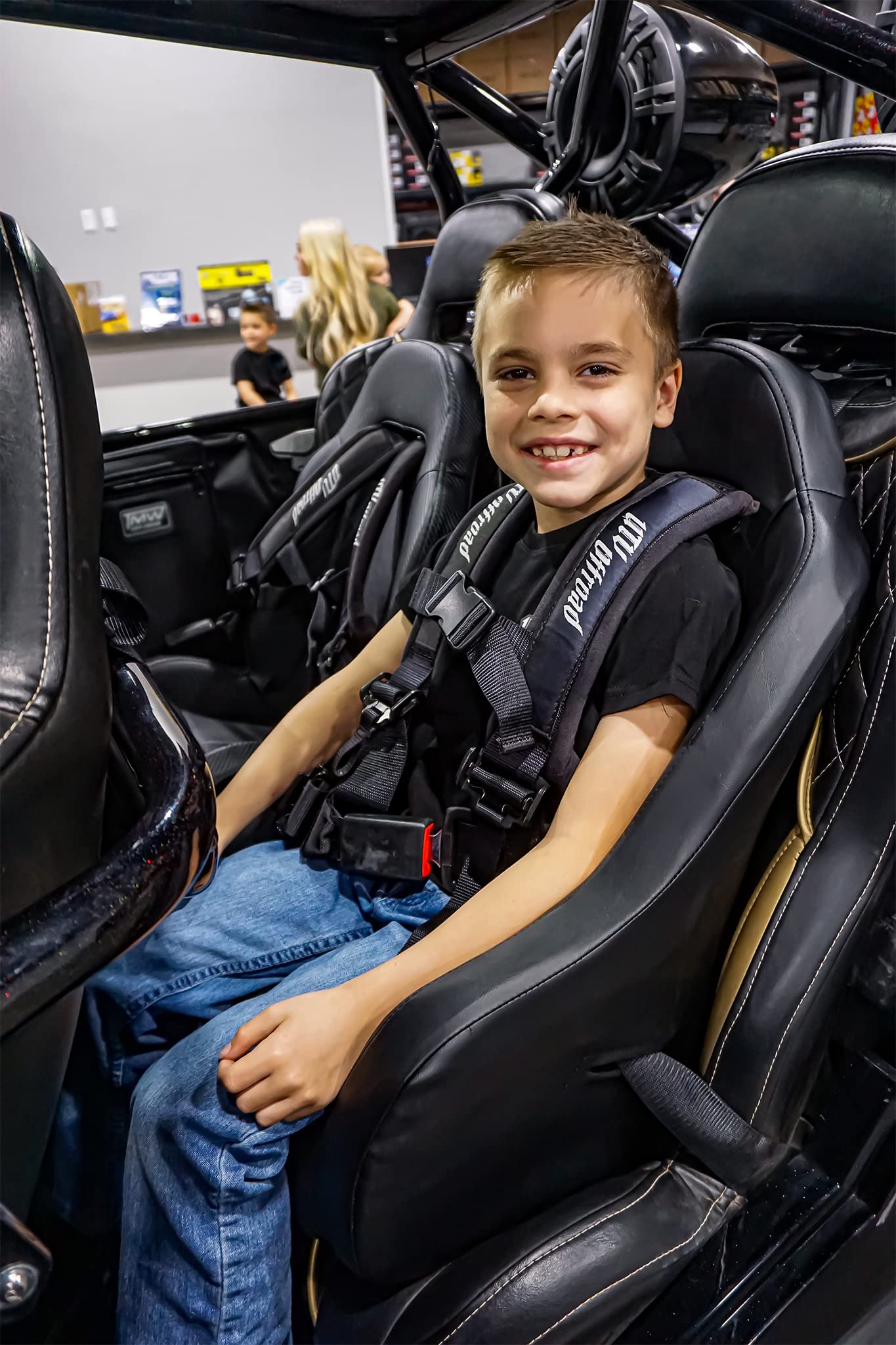 Principal 104+ imagen utv car seat In.thptnganamst.edu.vn