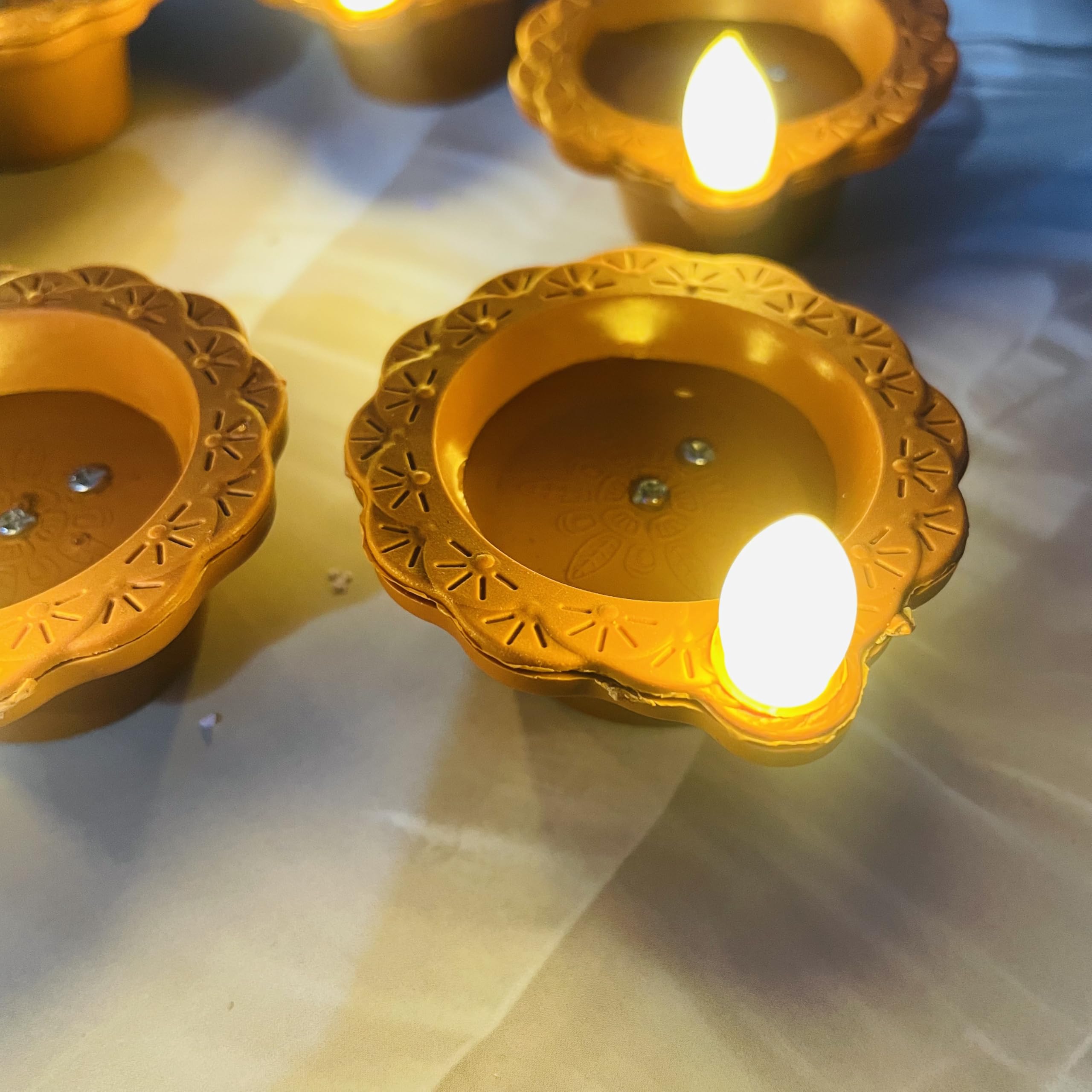 Glow Collection Premium LED Diwali Diyas – Handmade Clay Lamps with Flameless Tealights for Pooja, Festive Home Décor, and Gifting – Safe, Battery-Operated Festival Lights (Brown, Pack of 6) (B0DGHPM75T) Amazon Price History, Amazon Price Tracker
