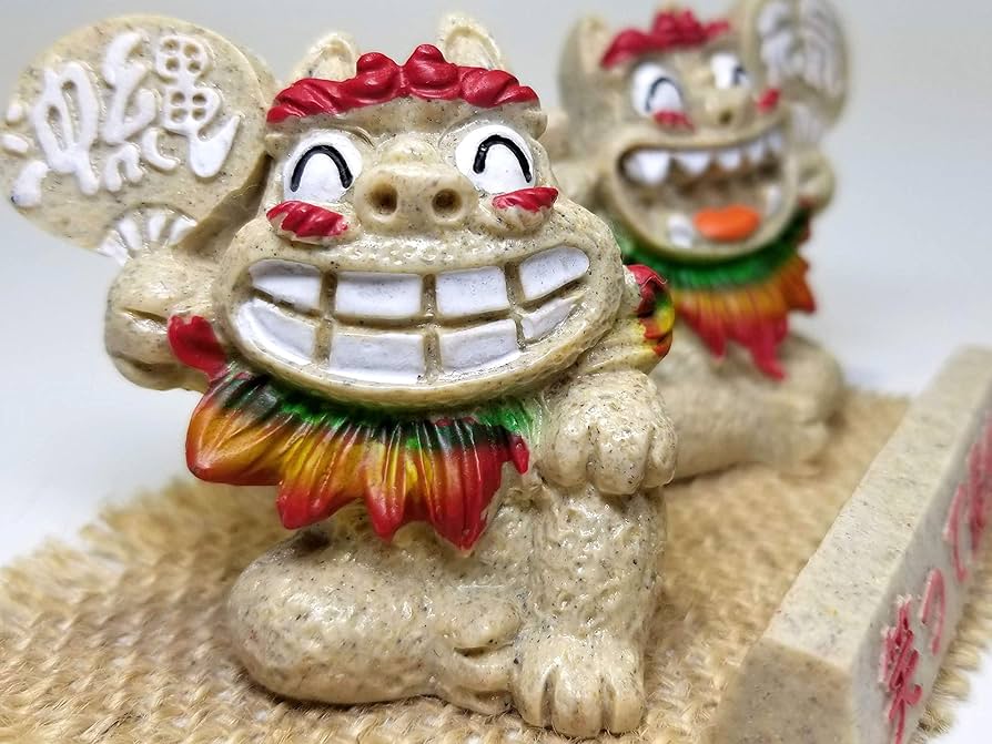 シーサーの貴重な壺です祖父から譲り受けました。 シーサーの貴重な壺です祖父から譲り受けました。 シーサーの