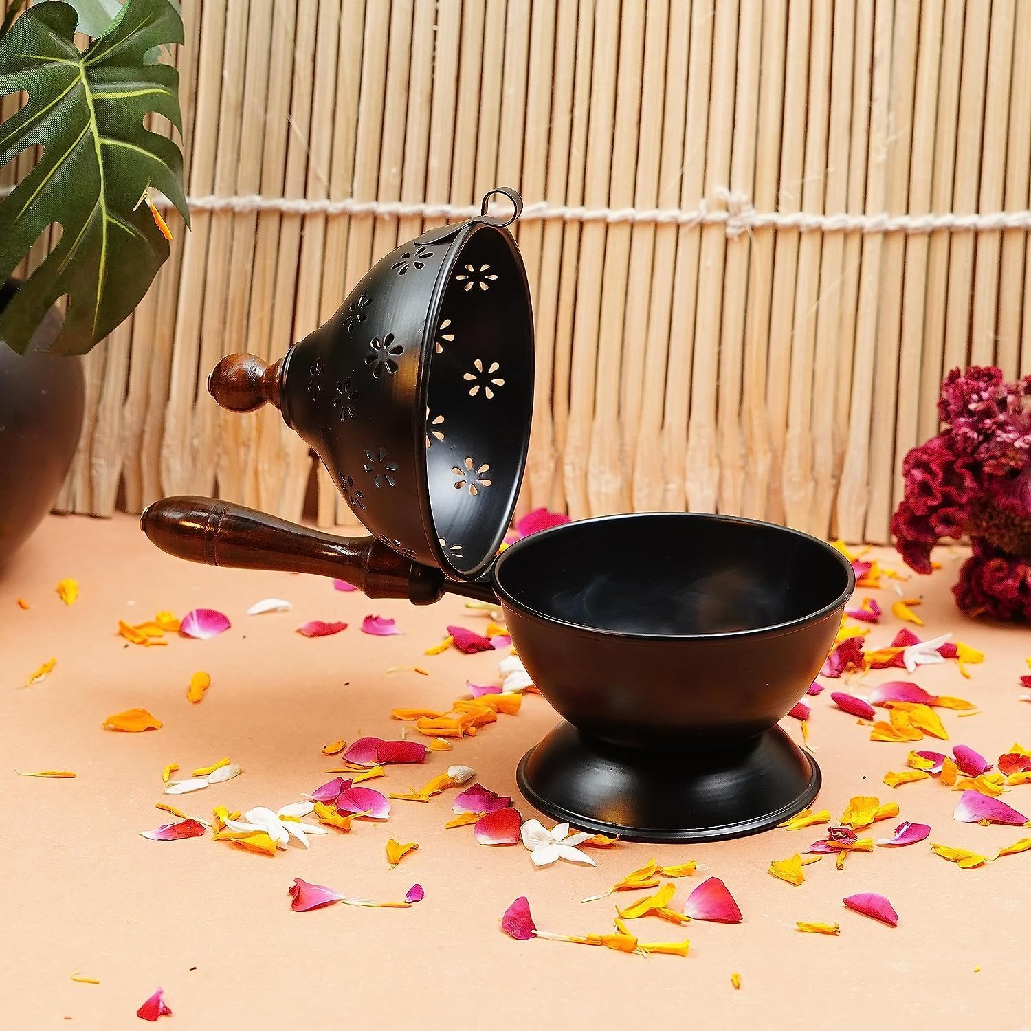 Metal Incense Burner Loban Dani Dhoop Dani Aarti Metal Loban Dhoop Dani/Dhoop Dani Burner for Home Office Temple Puja- 9 inches