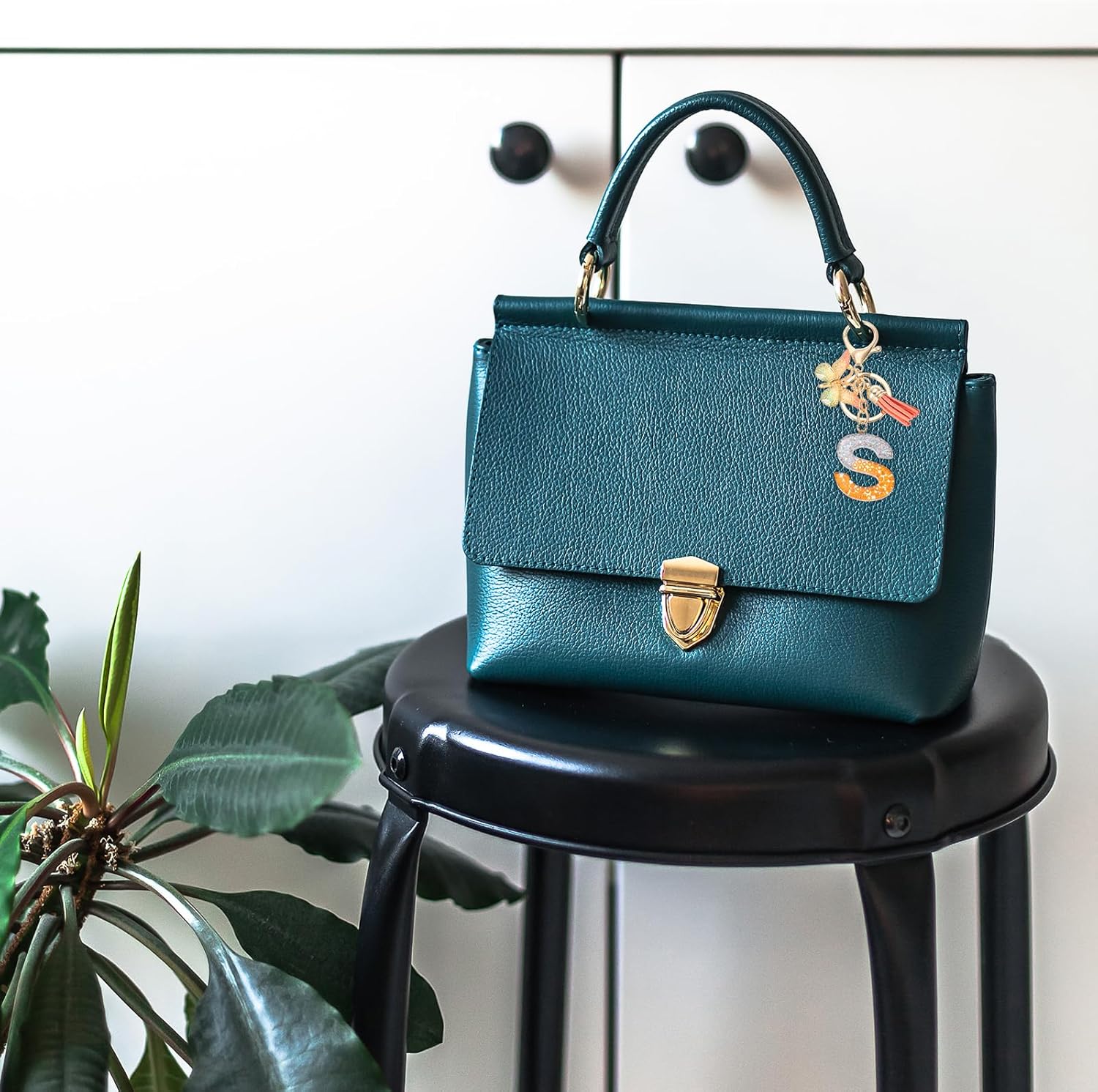 MECCANIXITY Initial Letter Keychain, Cute Tassel Butterfly Keychain Letter Charm for Women Girls Key Purse Handbag - Image 6