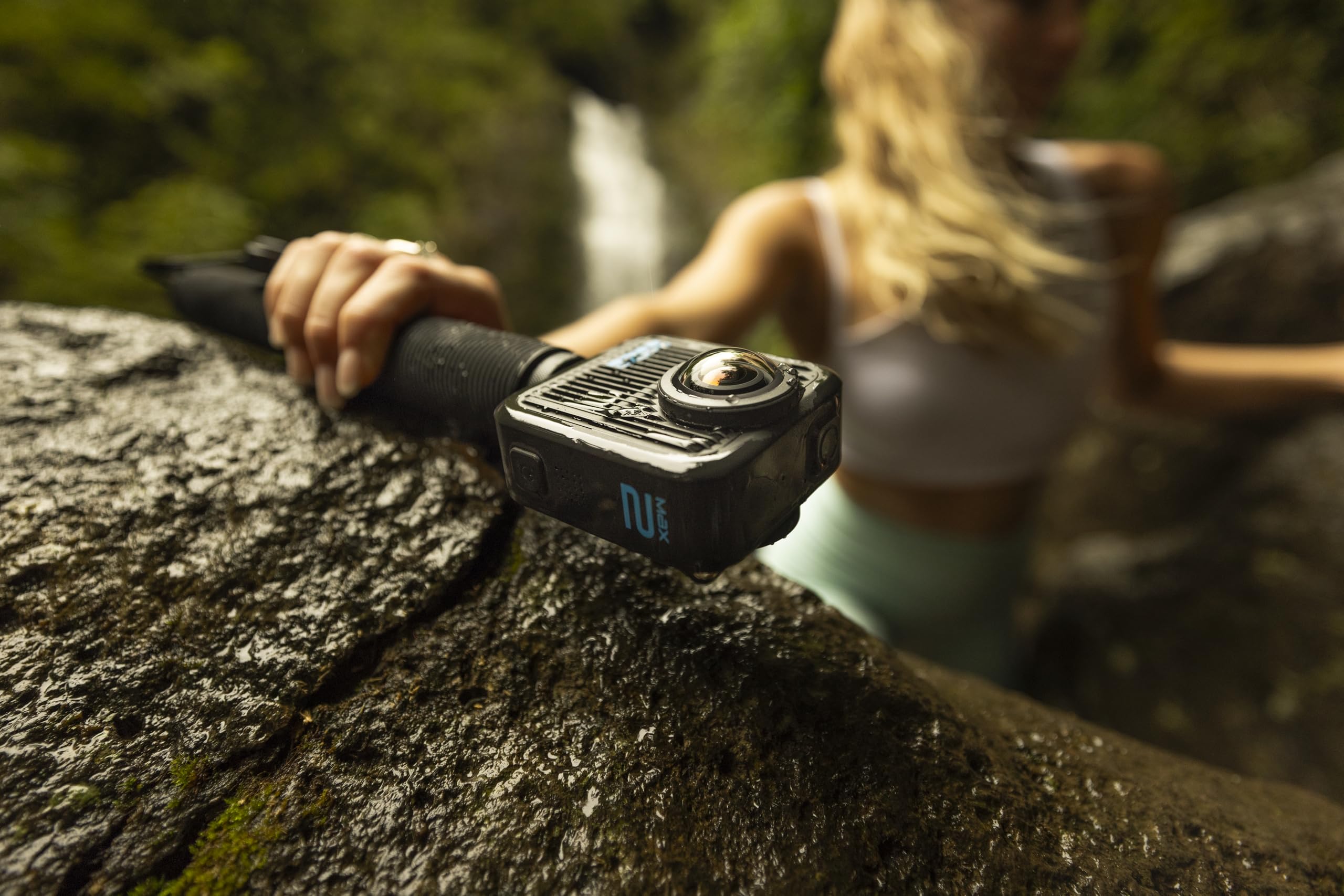 GoPro MAX2 Zubehörpaket mit Verlängerungsstange 1,2m, 2 Enduro-Akkus 1960mAh, 64GB SanDisk microSD