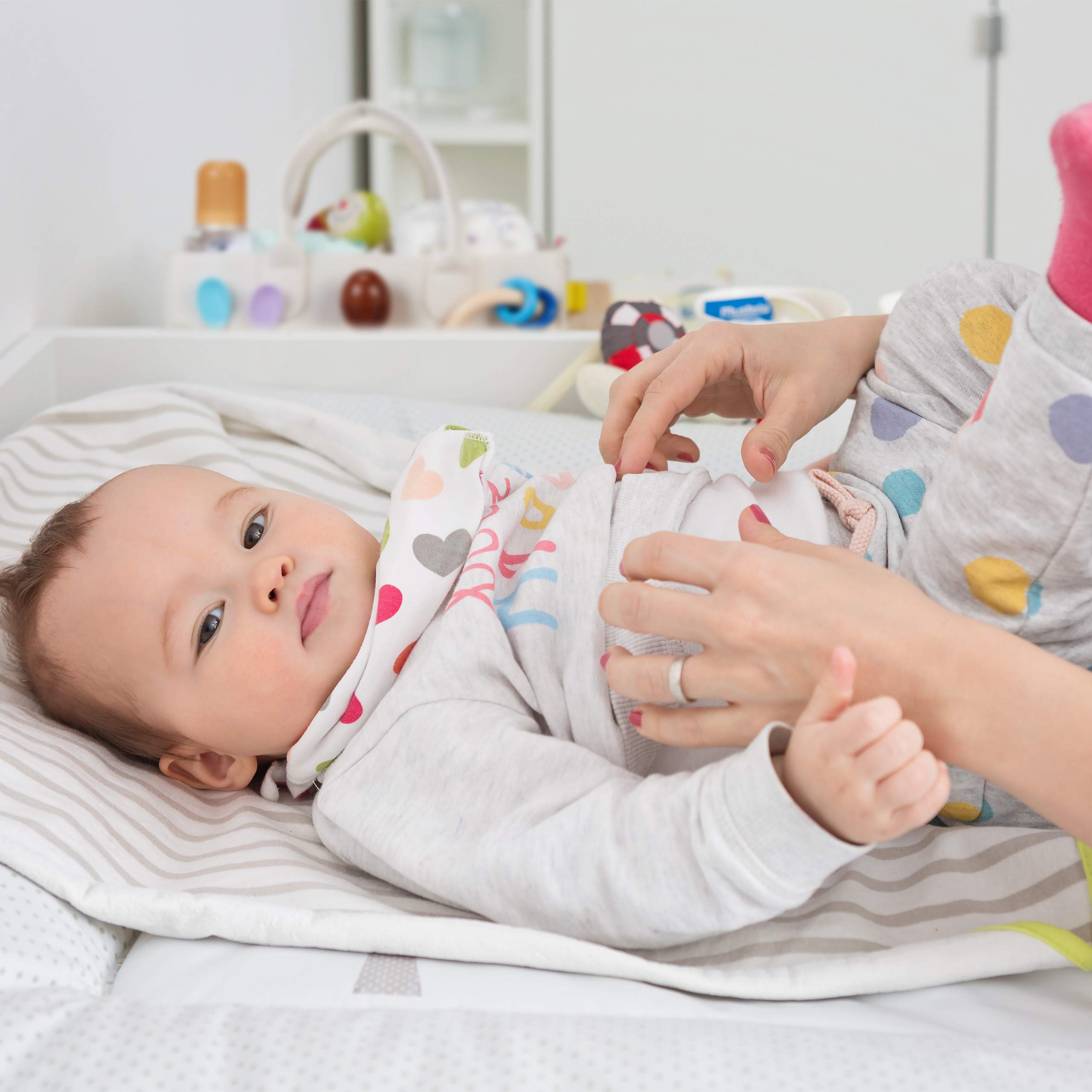 Relaxdays Rangement Couches, 11 Compartiments, Panier Langer Portable, Organiseur Chambre bébé, Corbeille, Beige