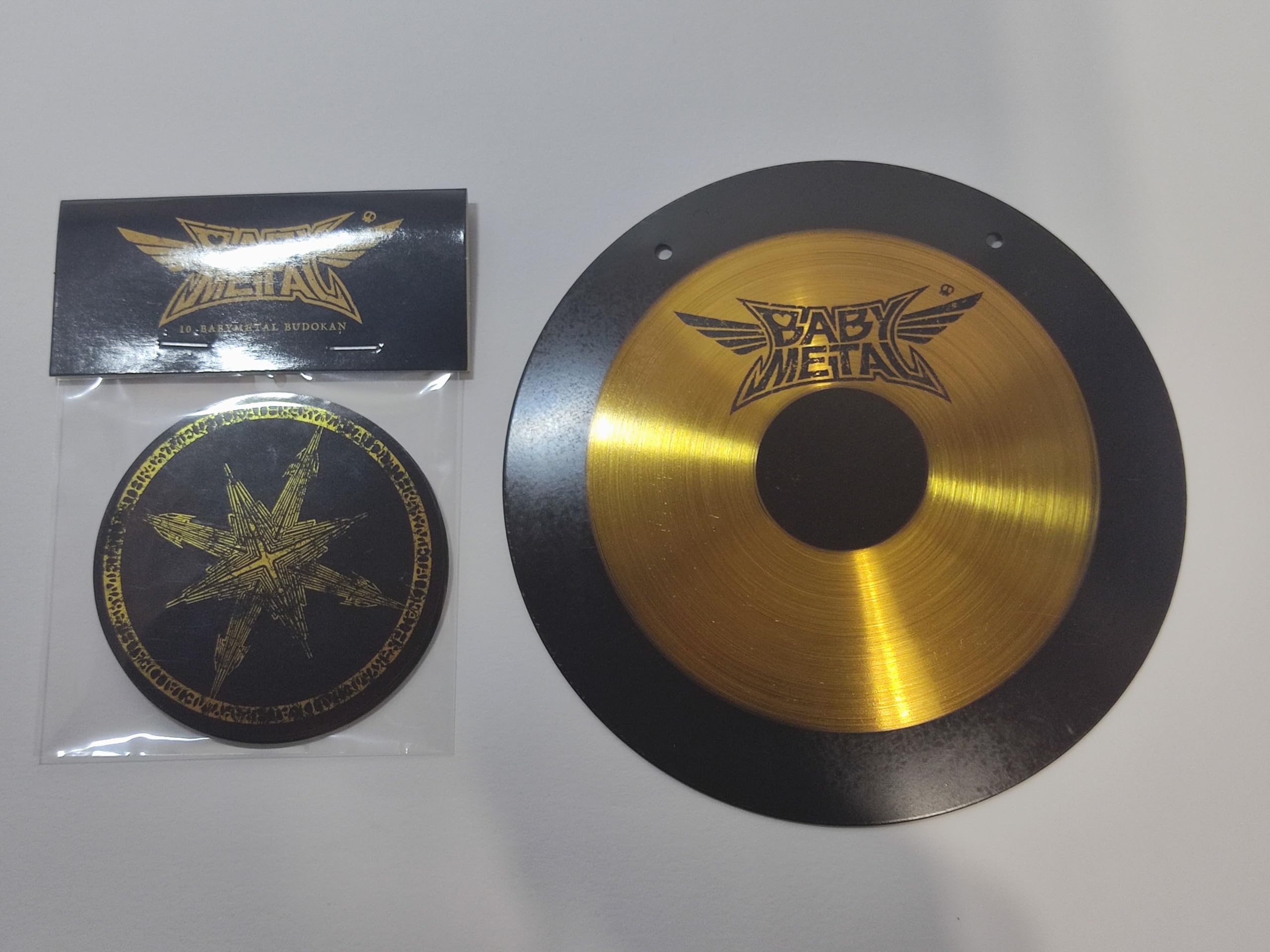 Amazon | BABY METAL 10 BUDOKAN WORLD PREMIERE MINI GONG＆STICKER 