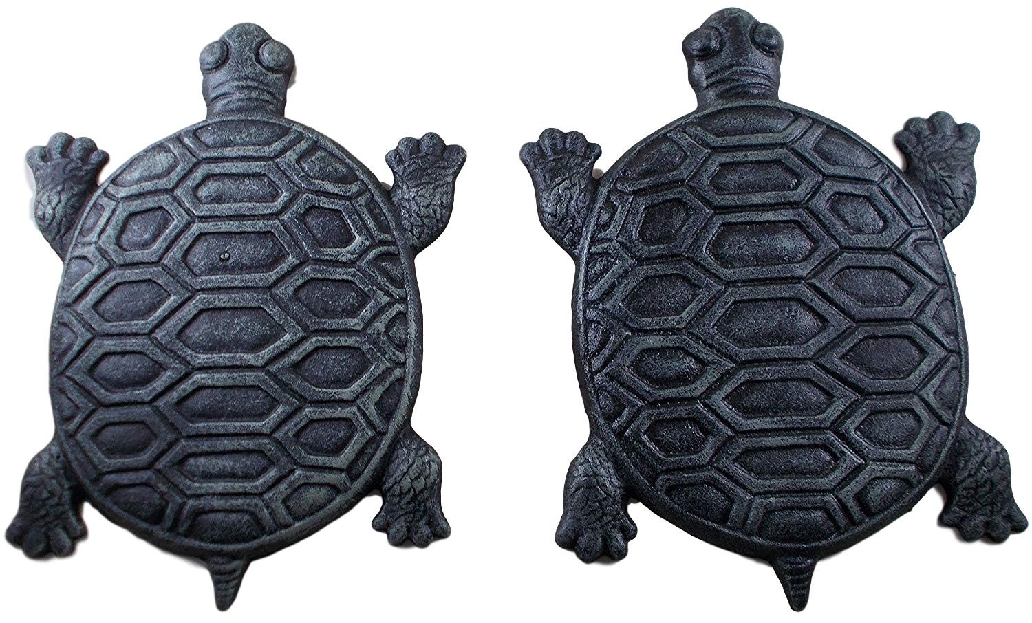 Marchepieds de jardin en fer tortue vert-de-gris pour sublimer vos pelouses