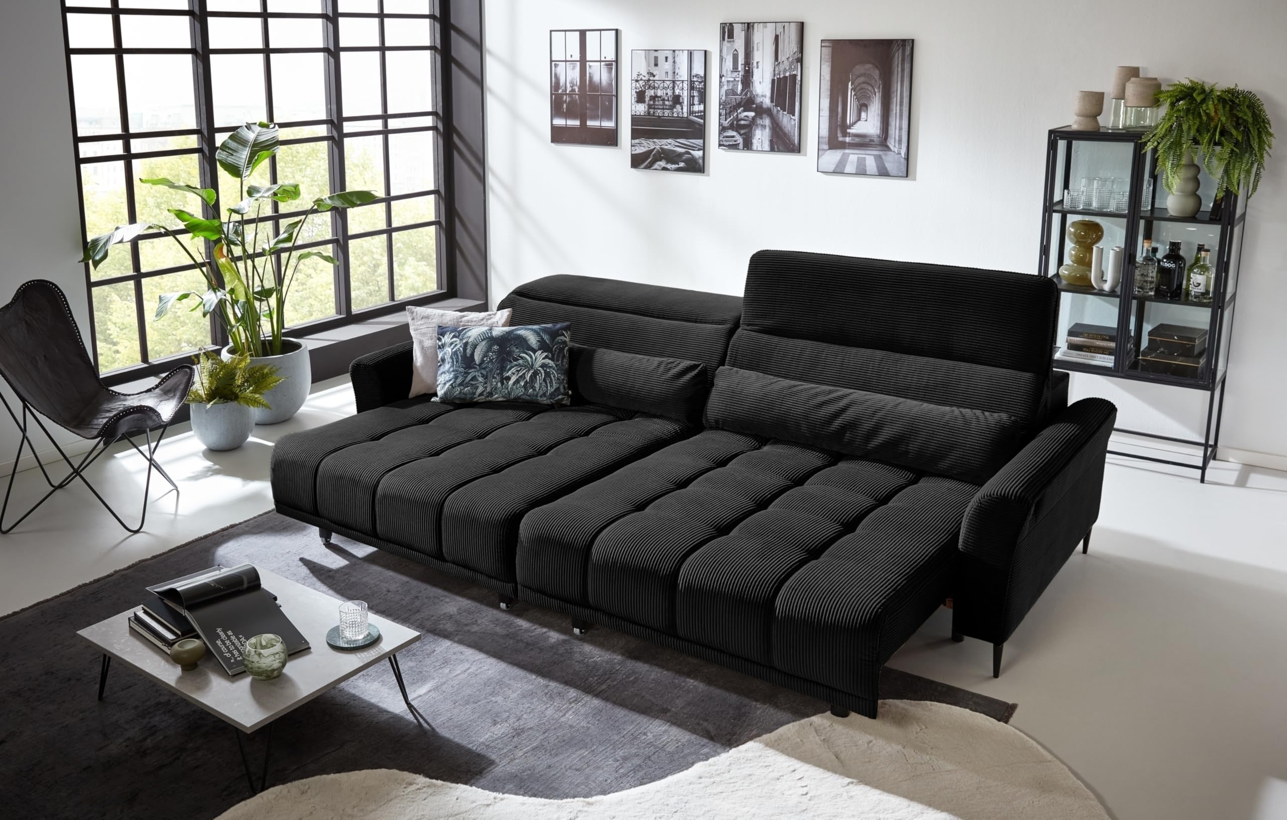 Big-Sofa >Wolve< in schwarz, 2 elektrische XXL-Sitztiefenverstellungen, Nosagunterfederung, Polyätherschaum, 2 manuell verstellbare Kopfteile, inkl. 2 Zierkissen (Nierenkissen), 280x108x118 cm (BxHxT)
