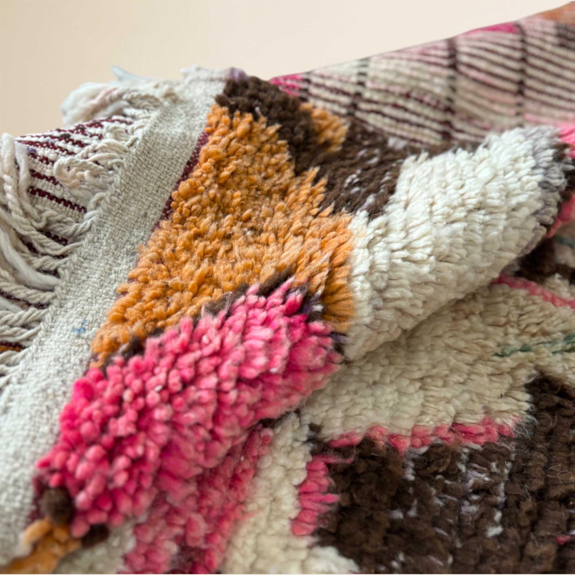 Véritable tapis Berbère en laine, 172x112cm, pièce unique, fait main | Kadhena