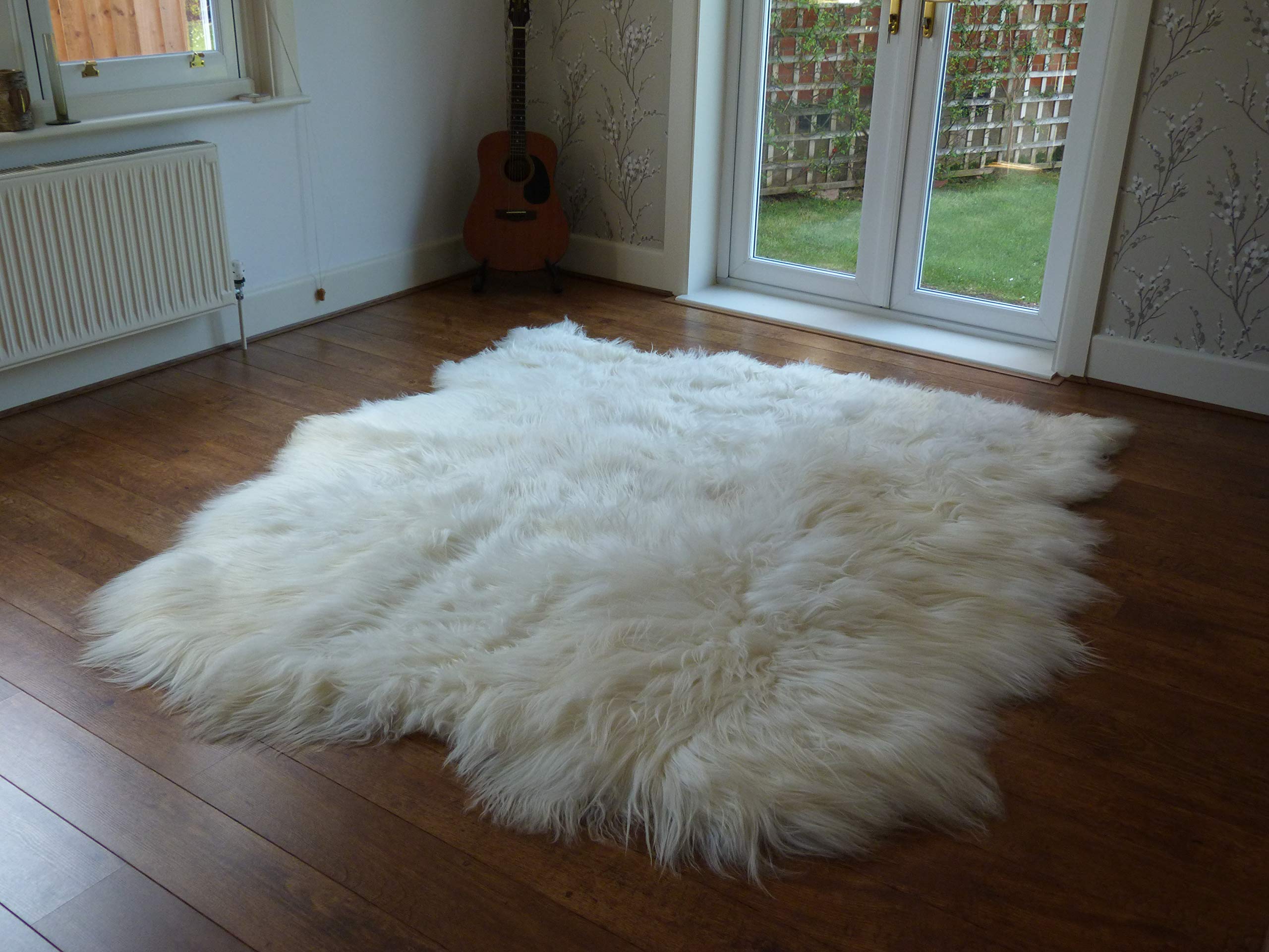 Tapis en peau de mouton véritable pour réchauffer les grands salons