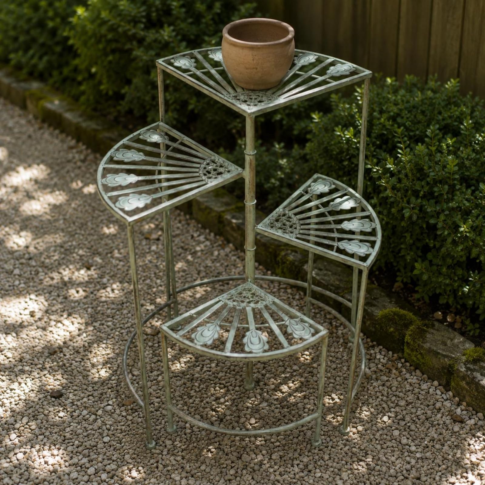 Portavasi a 4 Livelli Livelli Salvaspazio Portavasi in Metallo Decorativo Arredo da Giardino per Spazi Interni Esterni, Verde Invecchiato
