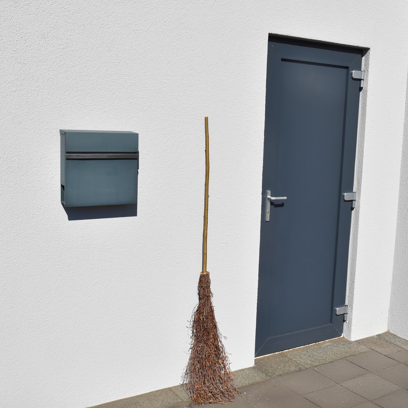 Weidenbese, Reisigbesen Haselnuss/Birke mt Stiel 160 cm · Hexenbesen, auch als Deko