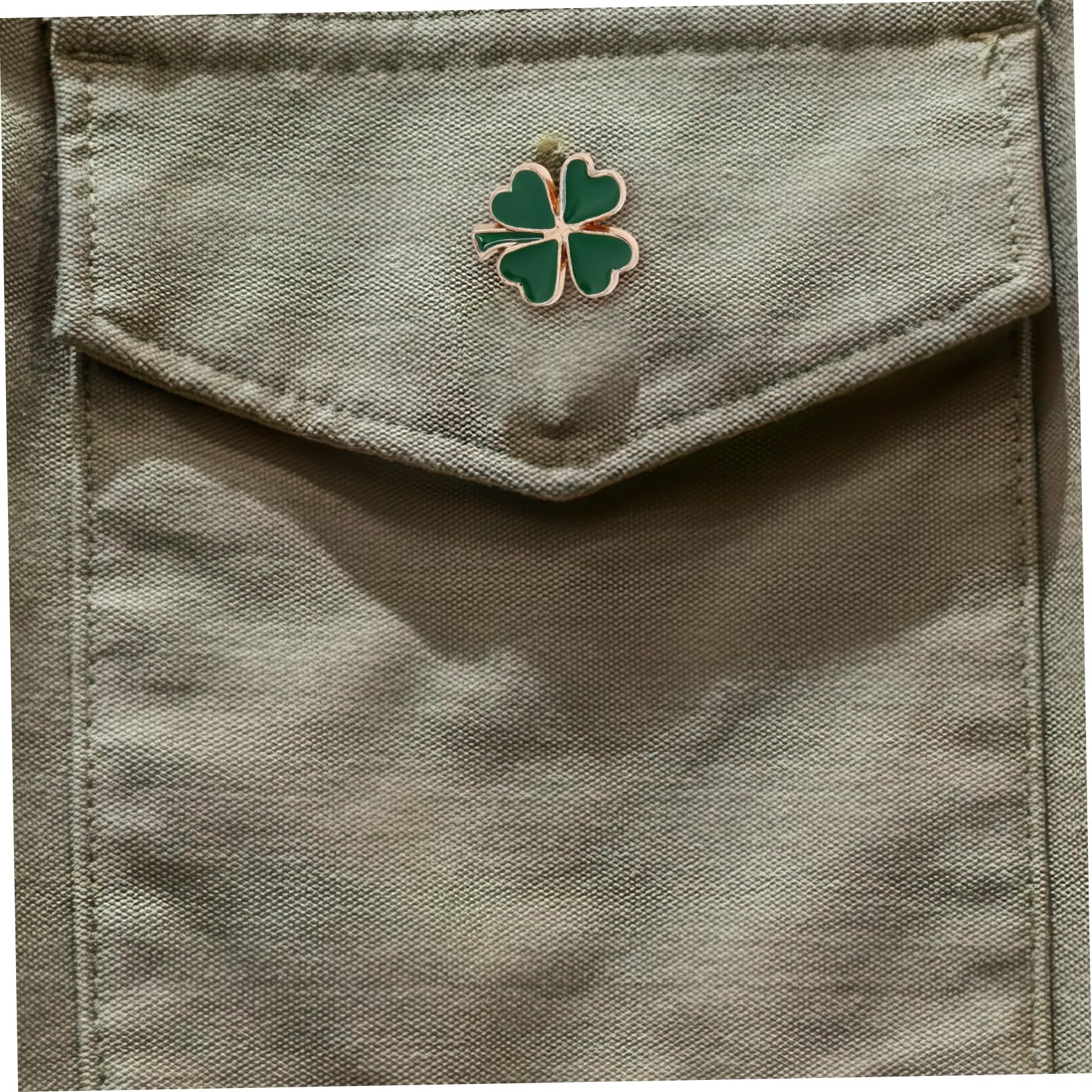 4 Pines de Solapa Esmaltados de Trébol Vintage de Aleación Verde, Accesorios Versátiles para Mujer en Diversas Ocasiones Casuales y Día de San Patricio