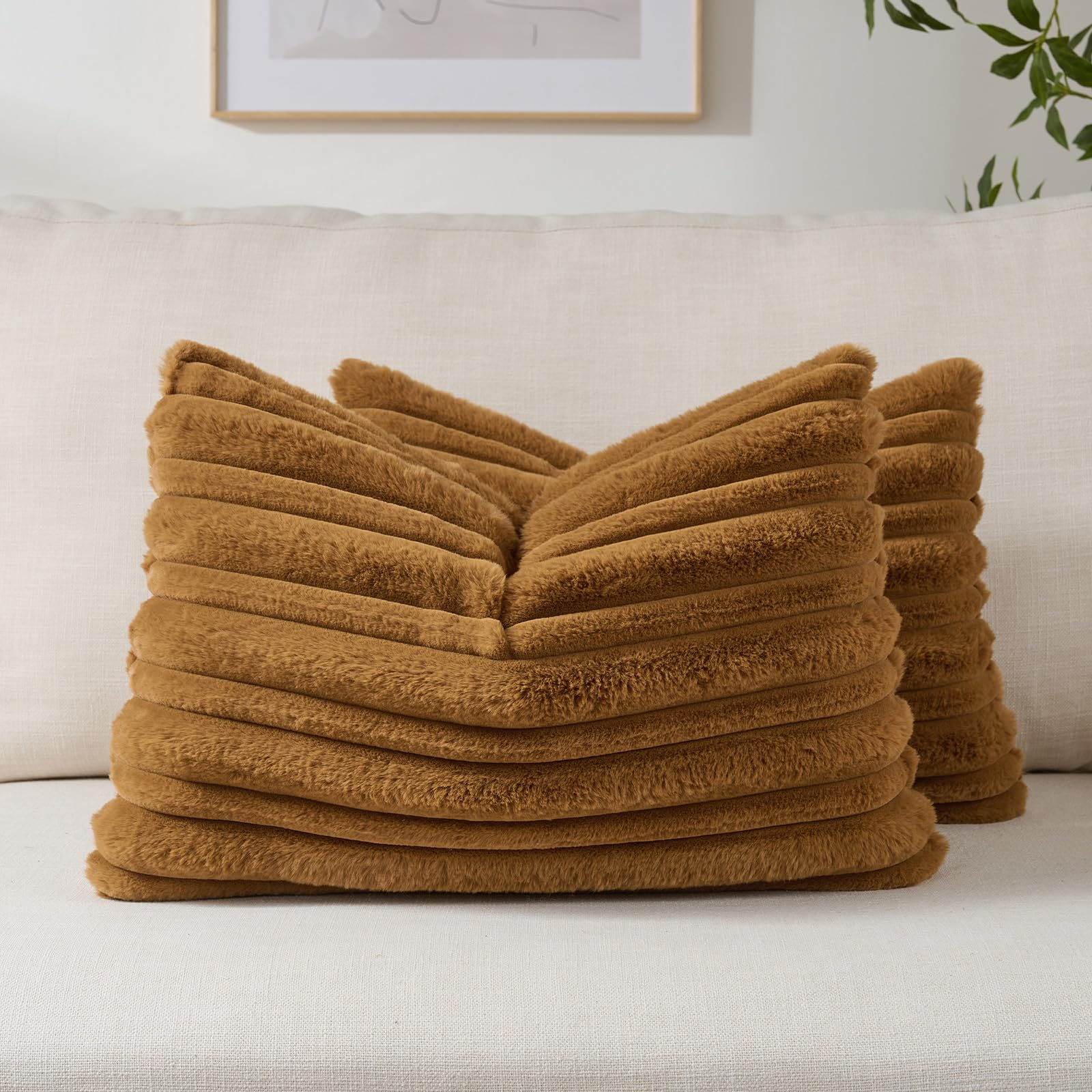 FUTEI Set of 2 Fluffy Faux Fur 30x50 cm Cushion Covers Double Sided Soft Plush Striped Textured Scatter Pillowcase 30 x 50 cm Modern Accent for Sofa Bed Living Room, Camel