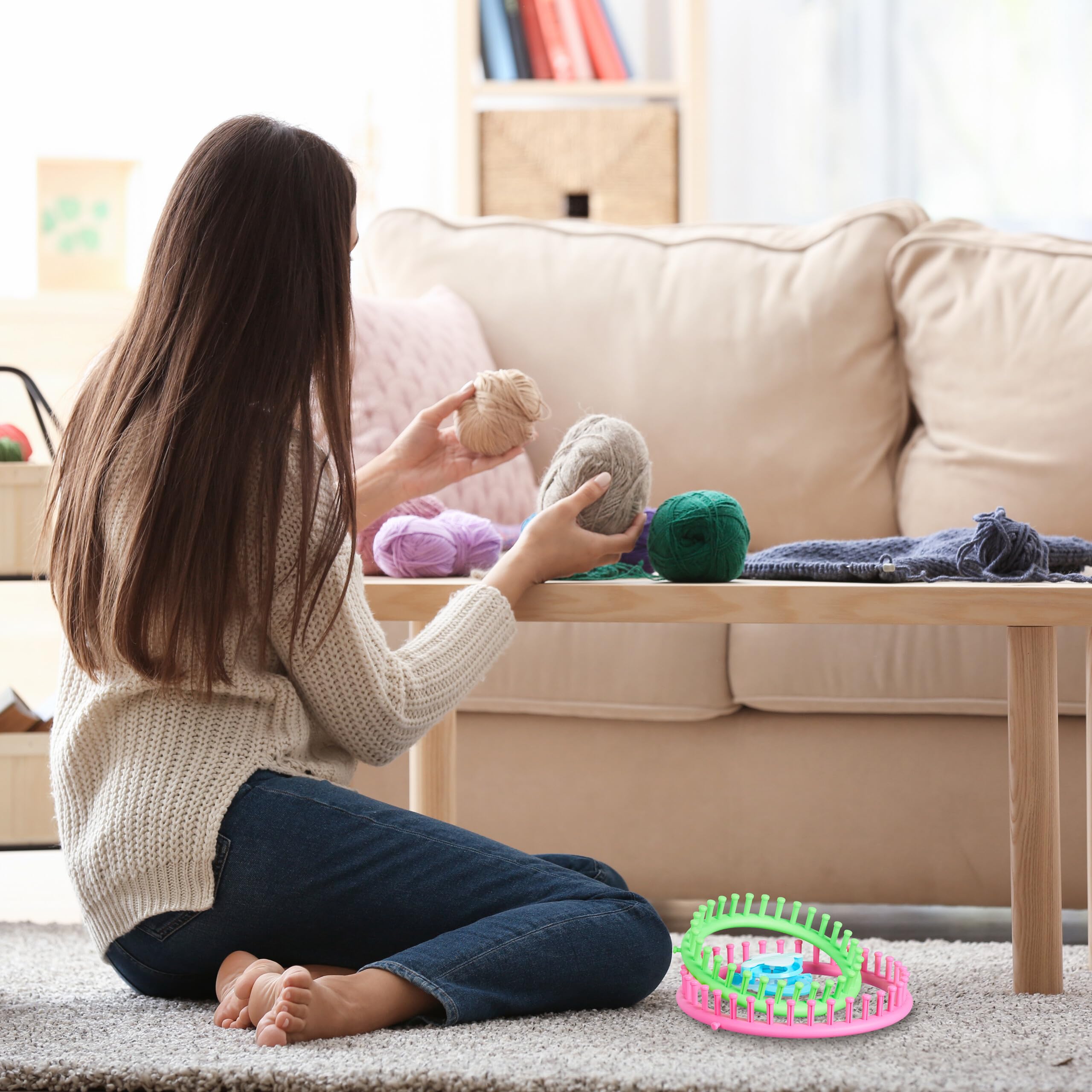 Relaxdays Set Accessori per Lavorare a Maglia, Set 4 Telai Circolari, Ø 28cm, 24cm, 19cm, 14cm, Pom Pom Maker, Colorato