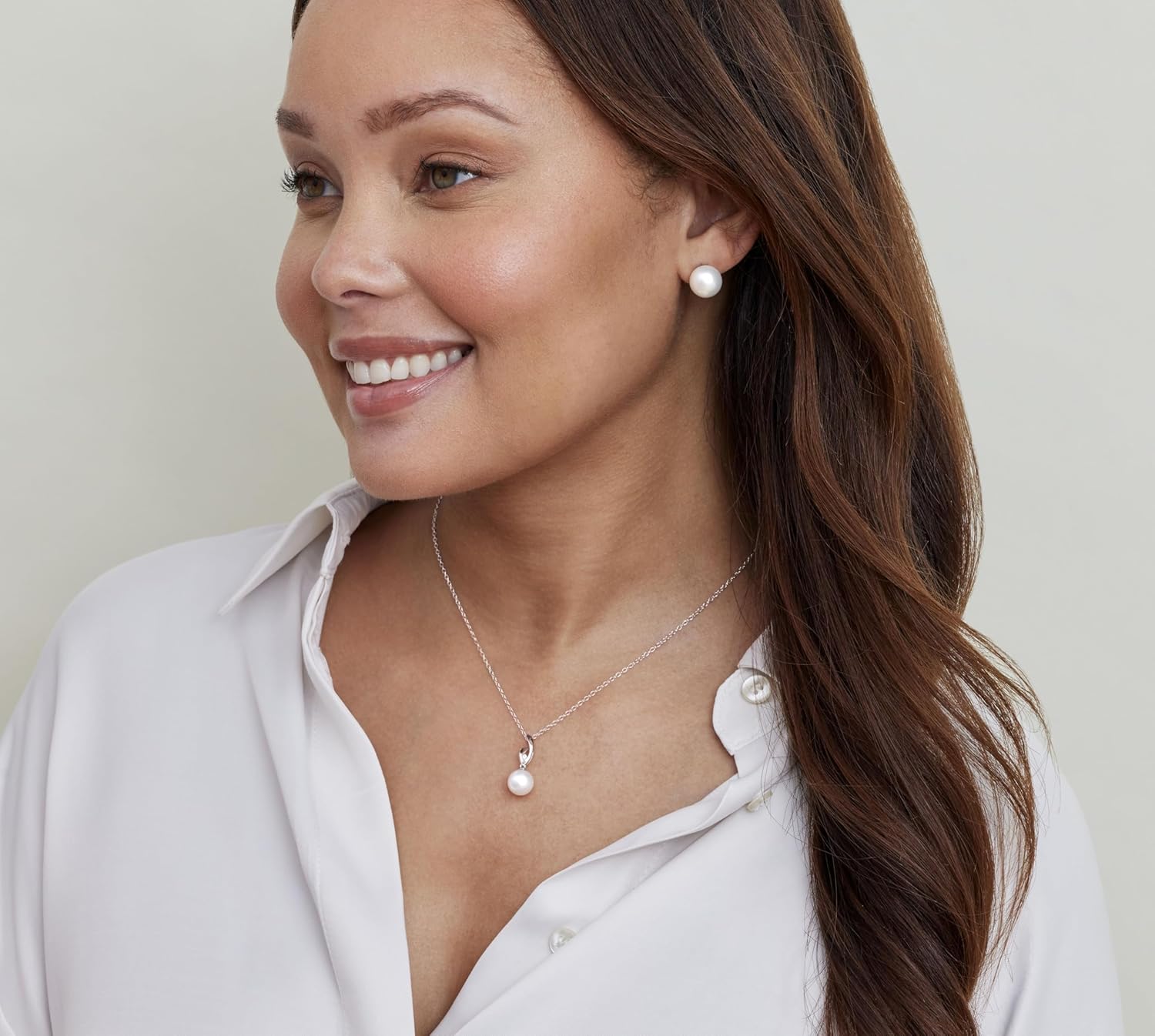 THE PEARL SOURCE Round White Freshwater Real Pearl Earrings in AAAA Quality for Women - 14k White and Yellow Gold Stud Earrings | Hypoallergenic Earrings with Genuine Cultured Pearls, Pearl Gifts for Christmas, Holidays and Anniversary - Image 4