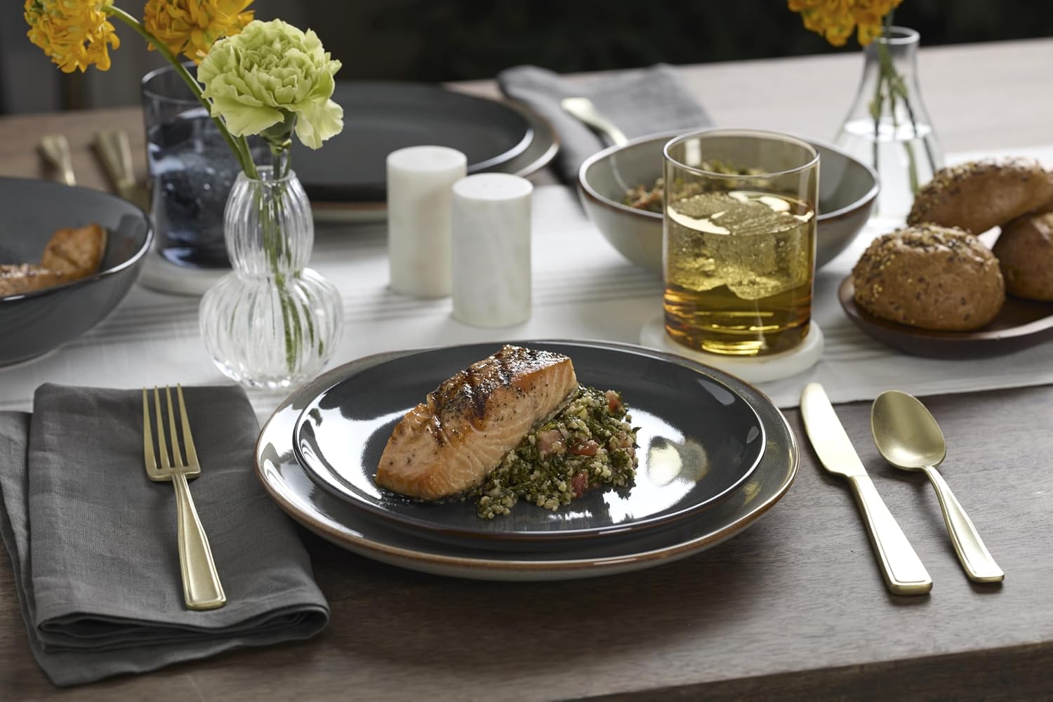 Oneida Dinnerware Set, Organic Shades Gray 18-Piece Dinnerware Set, Service For 6, Porcelain Material, Dishwasher And Microwave Safe, Bowls, Plates And Bowls, Dinner Dishes, Plates (Gray, 18 Piece)