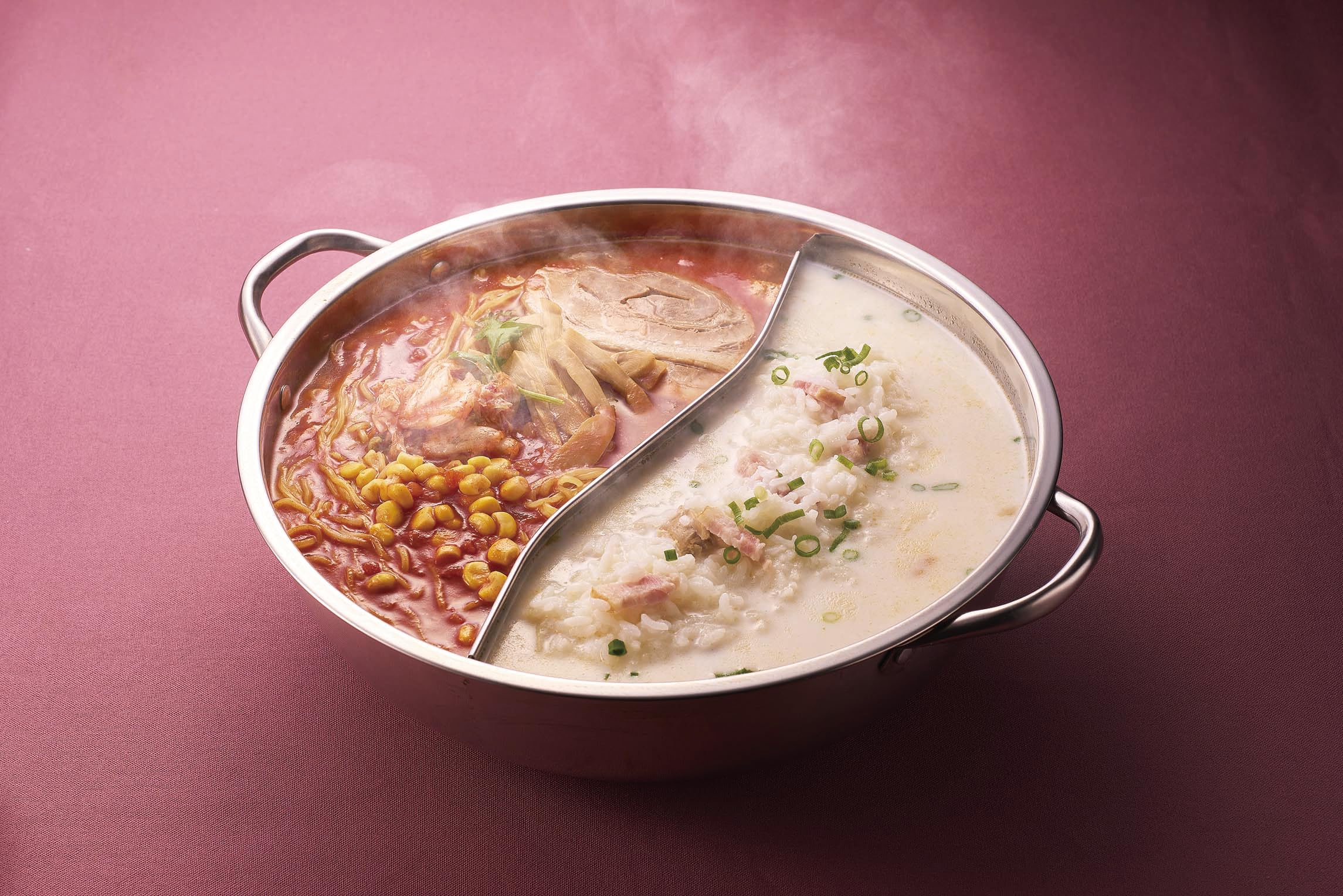 ♥豪華で高級【 ステンレス皿 食器 ・２人鍋用】&【ステンレス卓上丸型コンロ】 Amazon.co.jp: カクセー 四季彩 IH対応 丸型 卓上 2色鍋 28cm 3~5人用